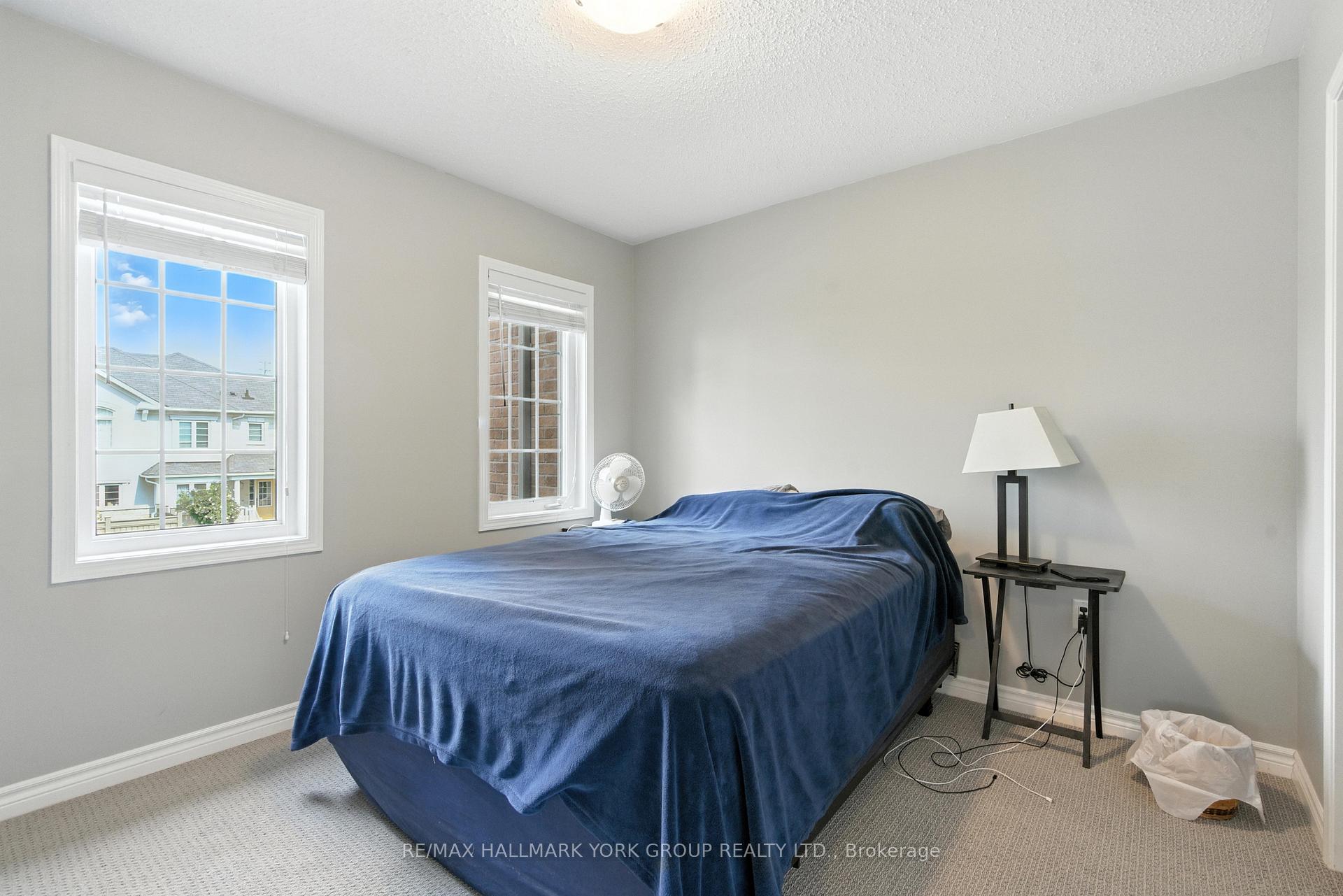 Photo 16 of 40 Hutt Crescent, Aurora, Bayview Northeast — HOMEH