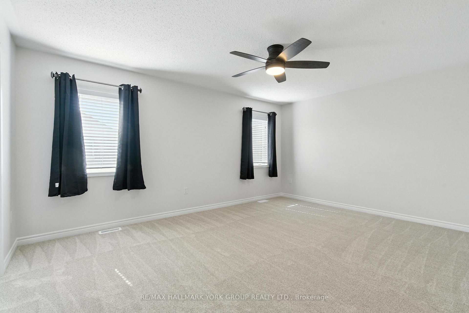 Photo 21 of 40 Hutt Crescent, Aurora, Bayview Northeast — HOMEH