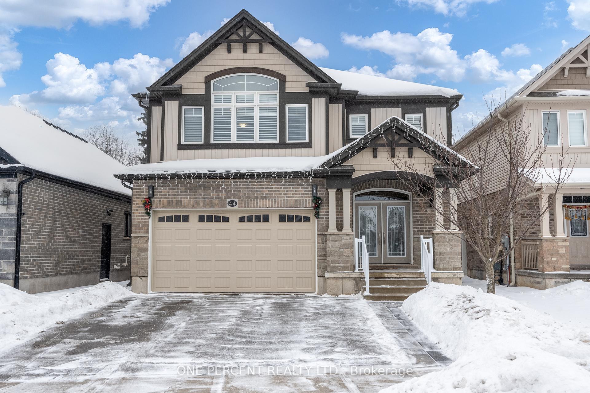 Front of 44 Fraserwood Court