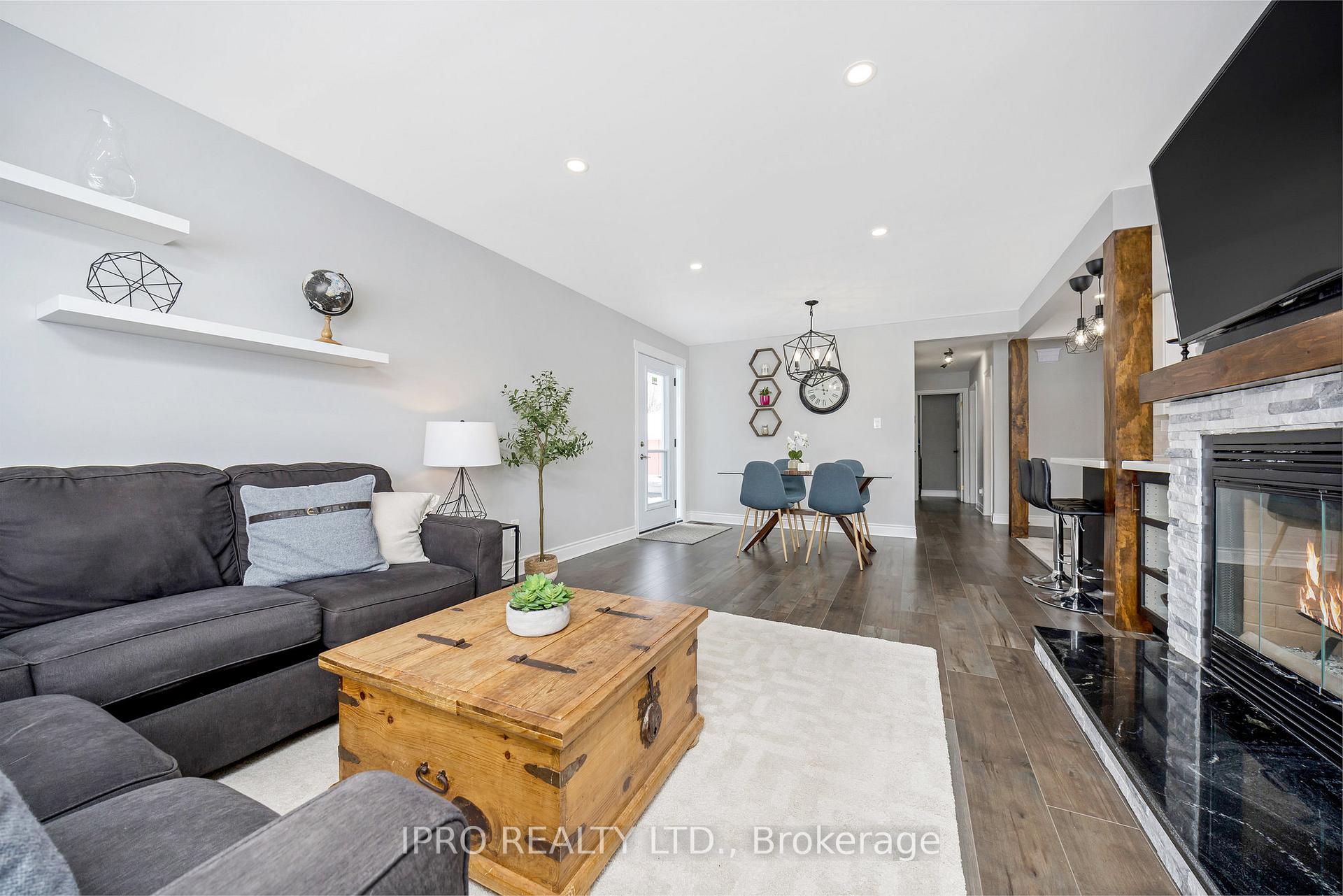 Photo 8 of 51 Stockman Crescent, Halton Hills, Georgetown — HOMEH