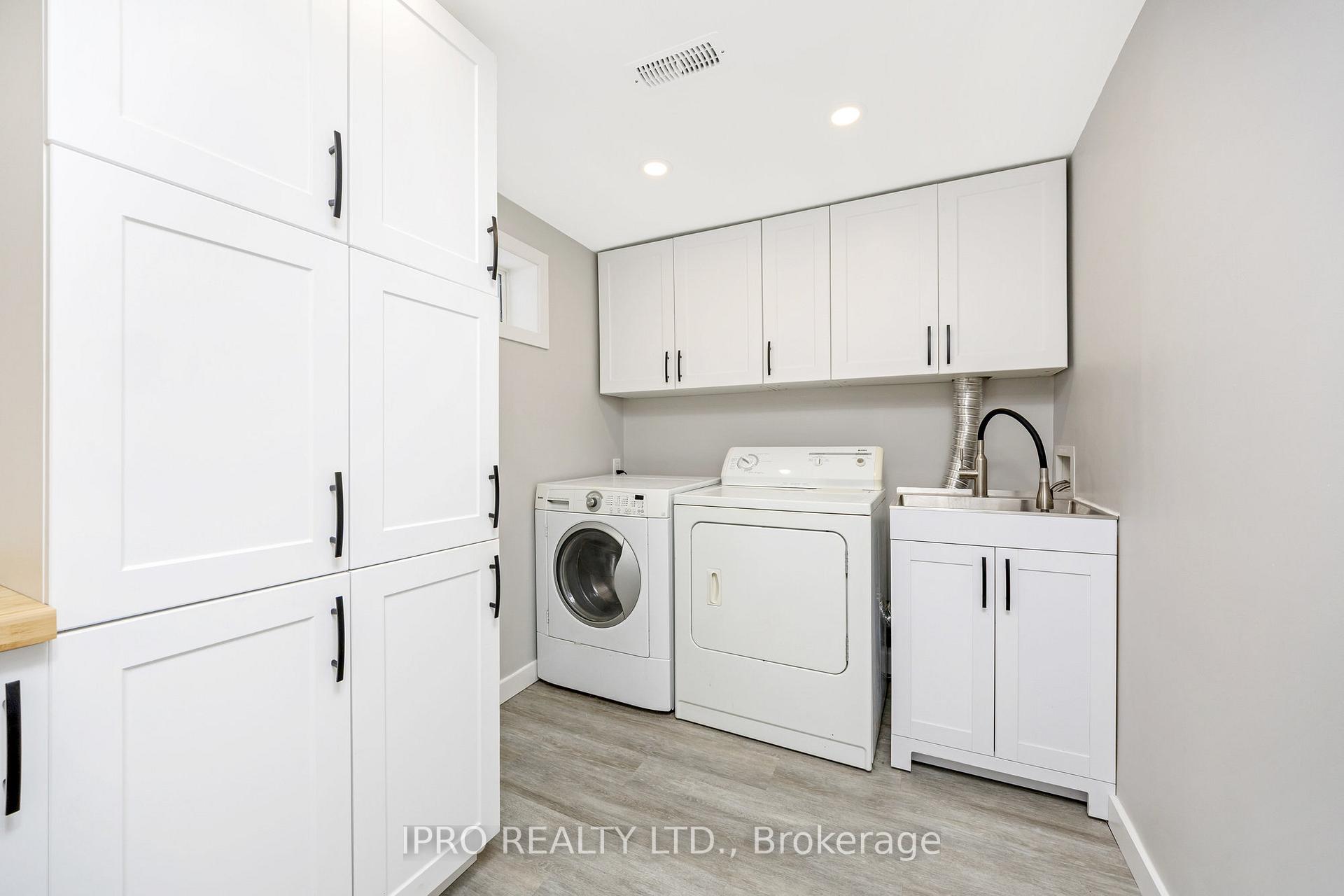 Photo 36 of 51 Stockman Crescent, Halton Hills, Georgetown — HOMEH