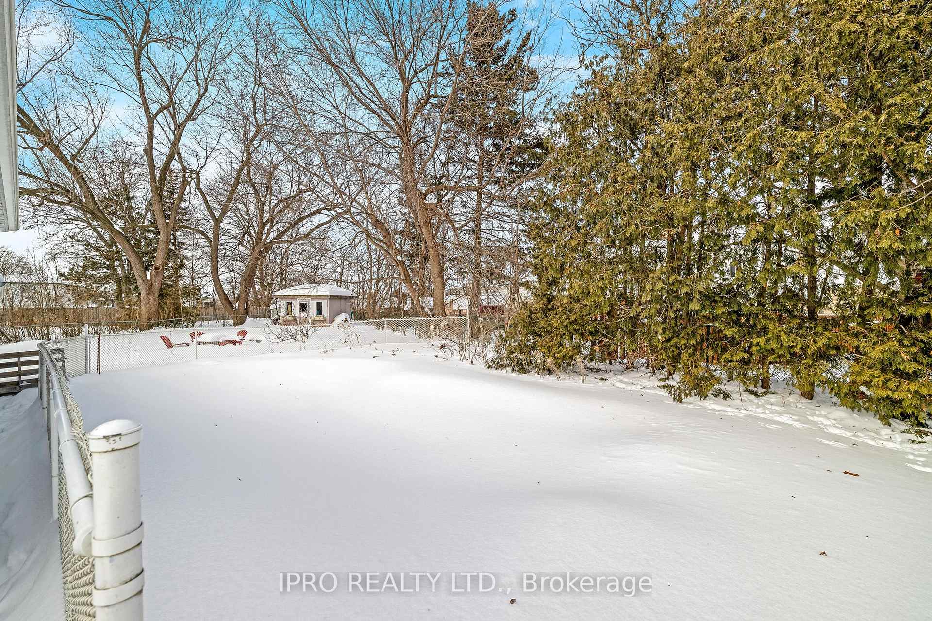 Photo 41 of 51 Stockman Crescent, Halton Hills, Georgetown — HOMEH