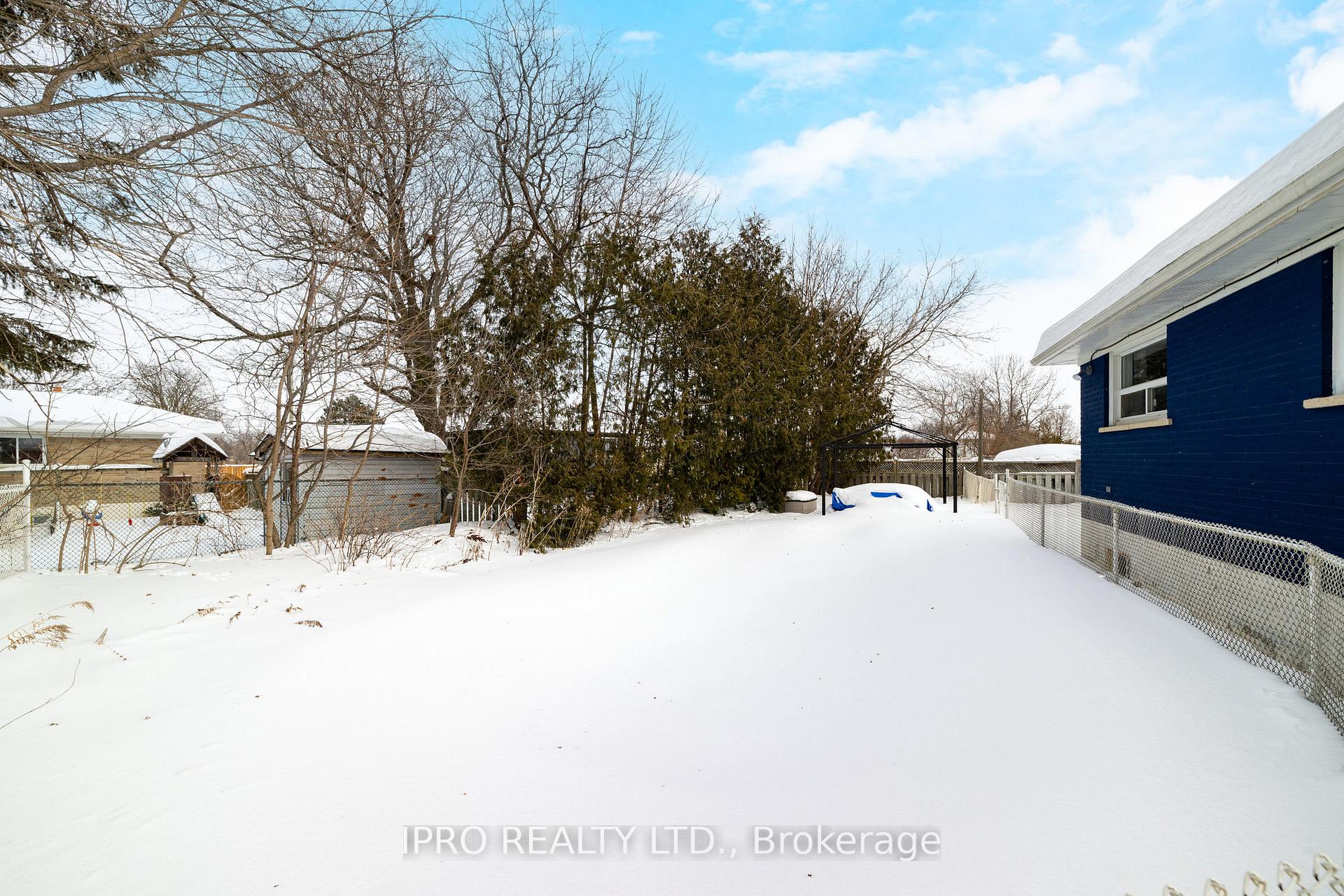 Photo 43 of 51 Stockman Crescent, Halton Hills, Georgetown — HOMEH