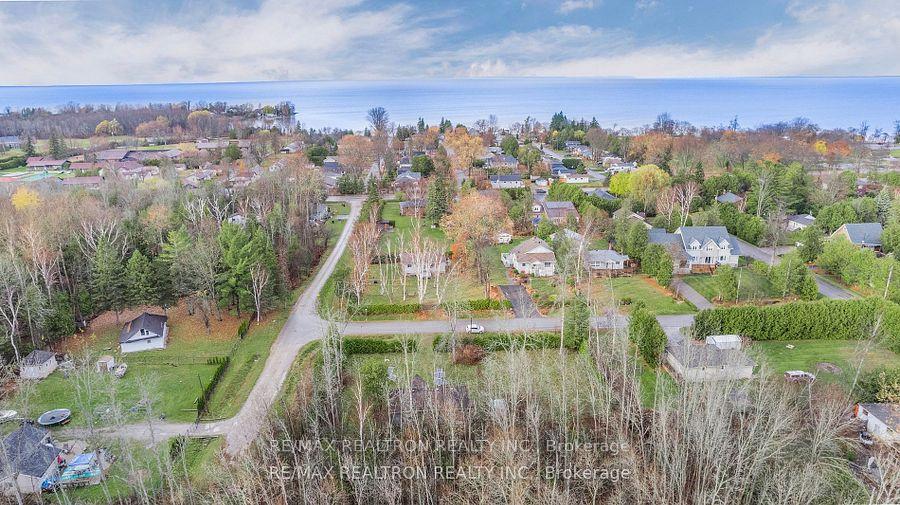 Photo 16 of 7 Dechalies Road S, Georgina, Sutton & Jackson's Point — HOMEH