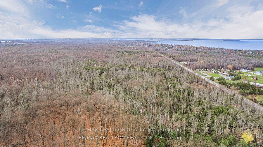 Photo 24 of 7 Dechalies Road S, Georgina, Sutton & Jackson's Point — HOMEH