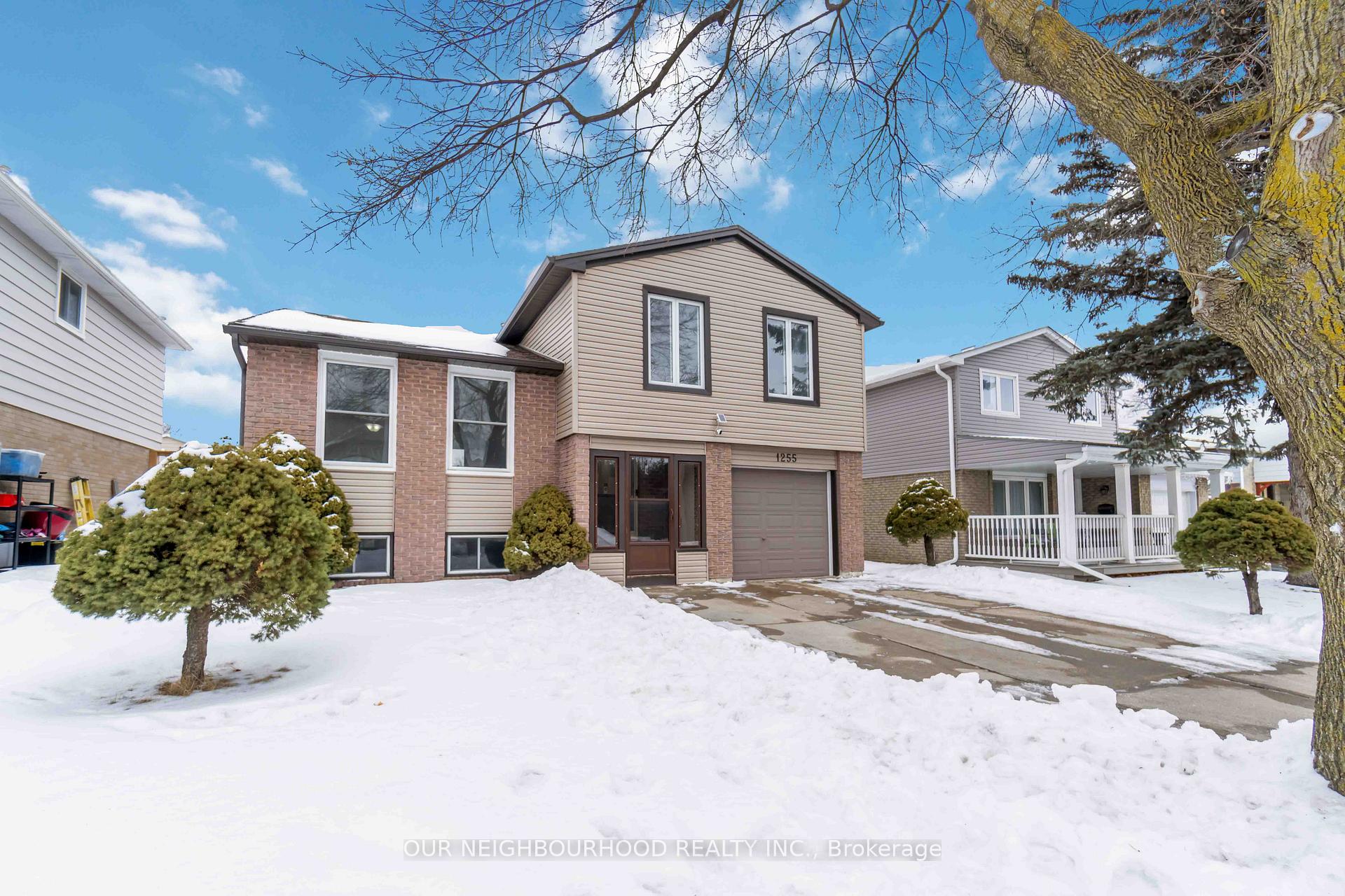 Photo 2 of 1255 Dunbar Road, Cambridge — HOMEH