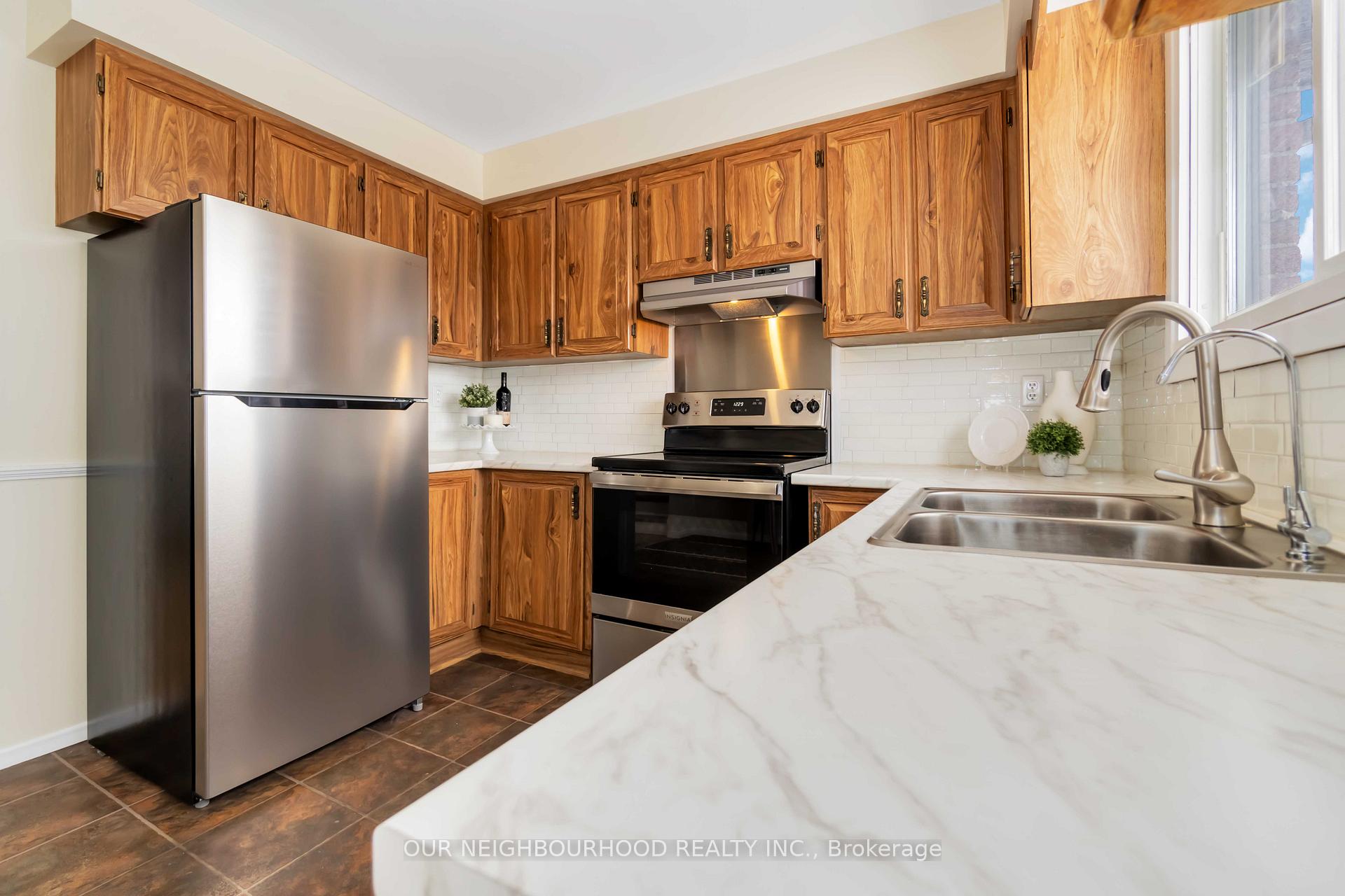 Photo 16 of 1255 Dunbar Road, Cambridge — HOMEH