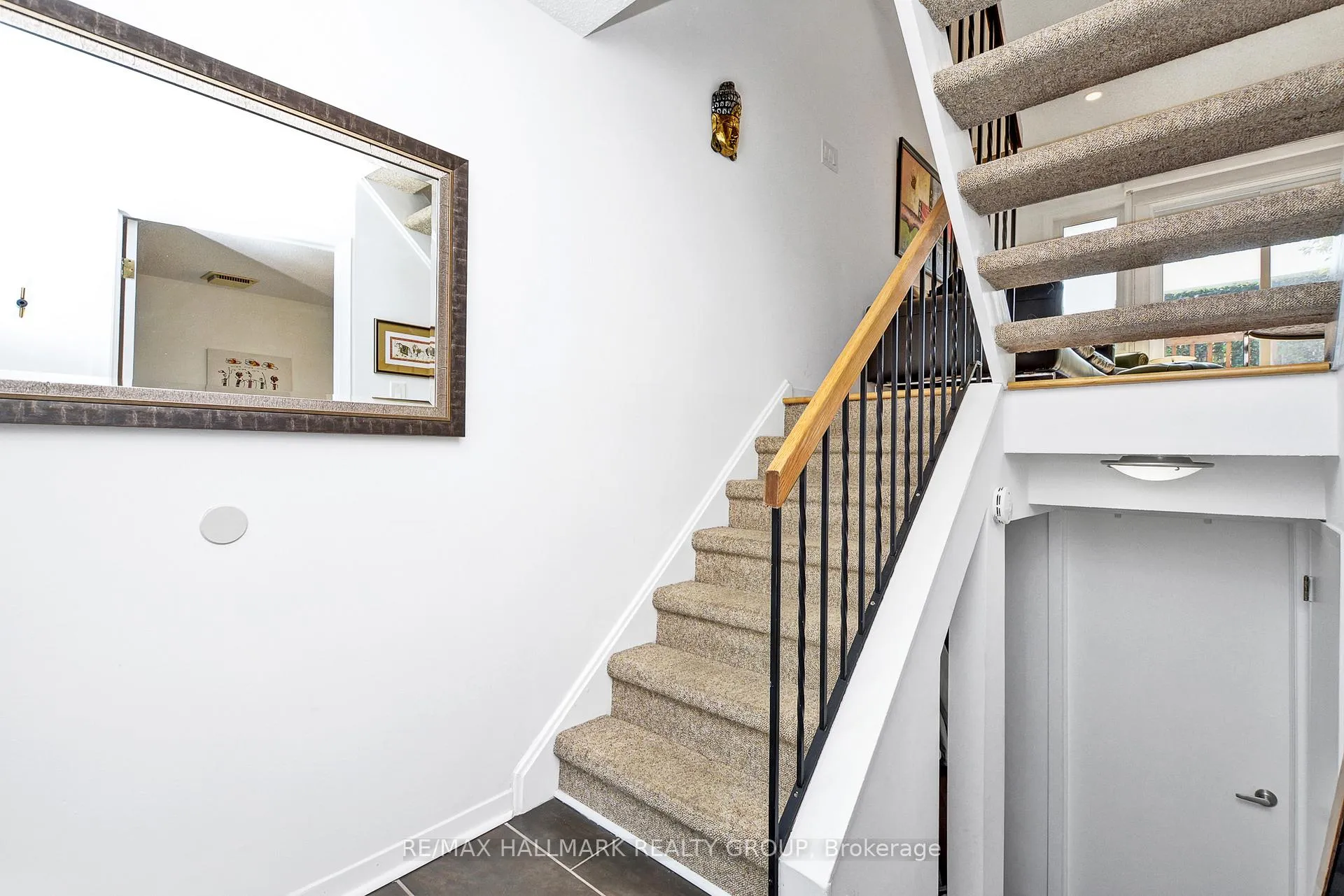Photo 4 of 256 Bruyere Street, Ottawa, Lower Town — HOMEH