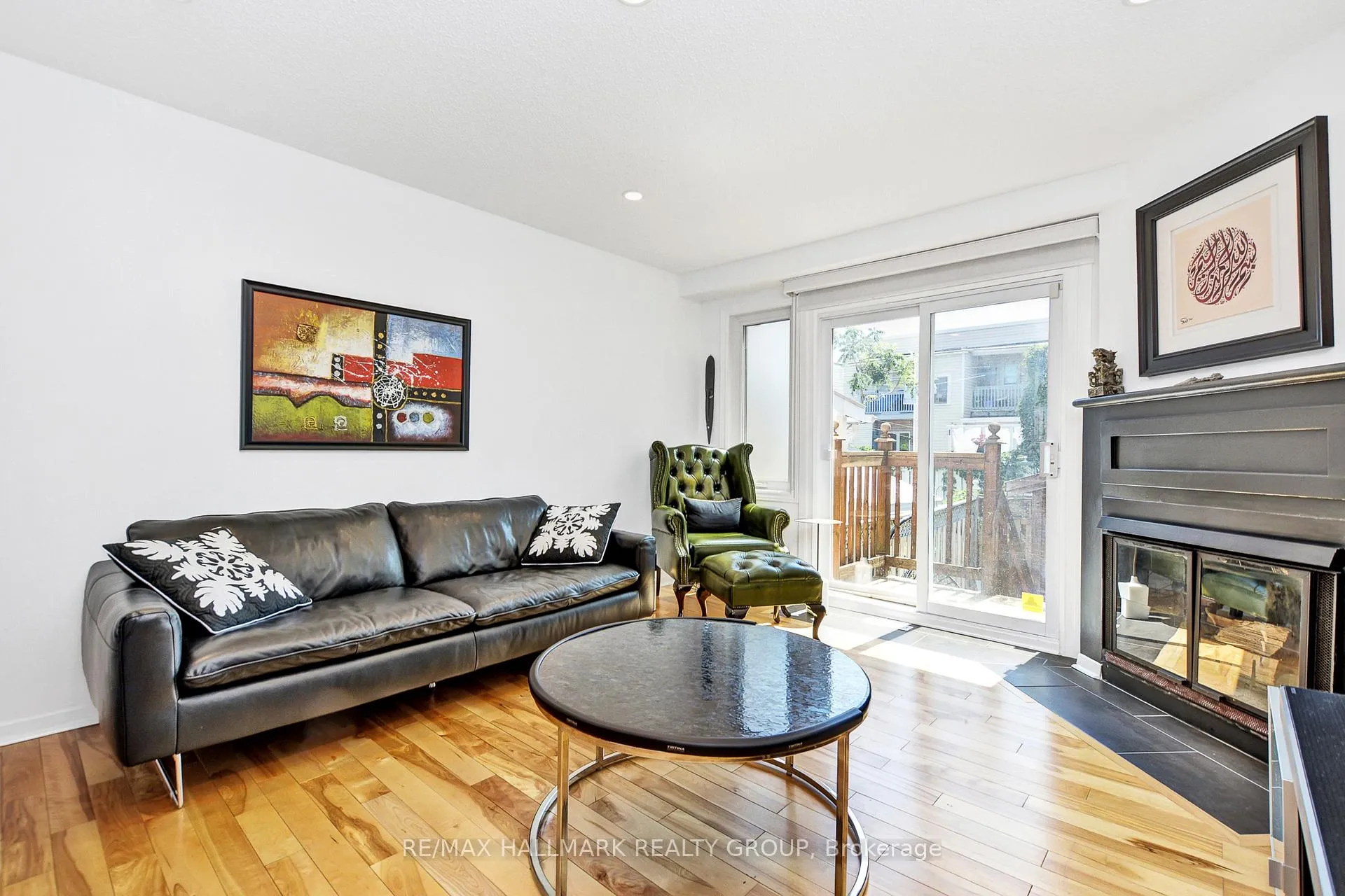 Photo 7 of 256 Bruyere Street, Ottawa, Lower Town — HOMEH
