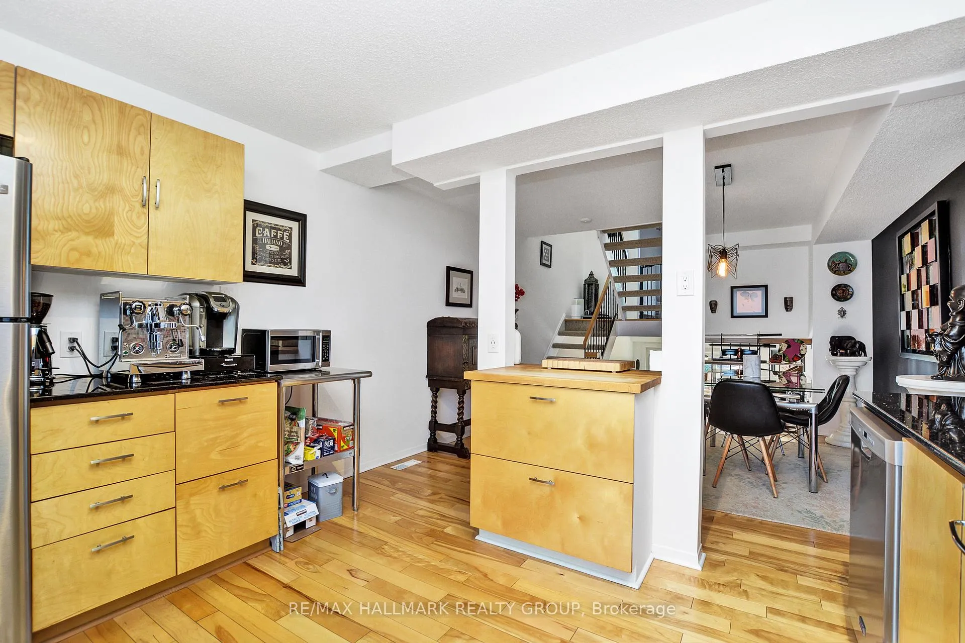 Photo 16 of 256 Bruyere Street, Ottawa, Lower Town — HOMEH