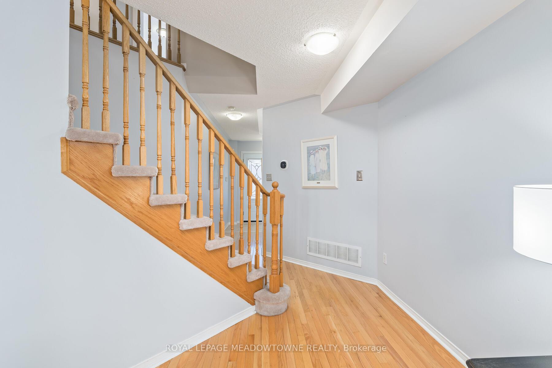 Photo 6 of 53 Bradley Drive, Halton Hills, Georgetown — HOMEH