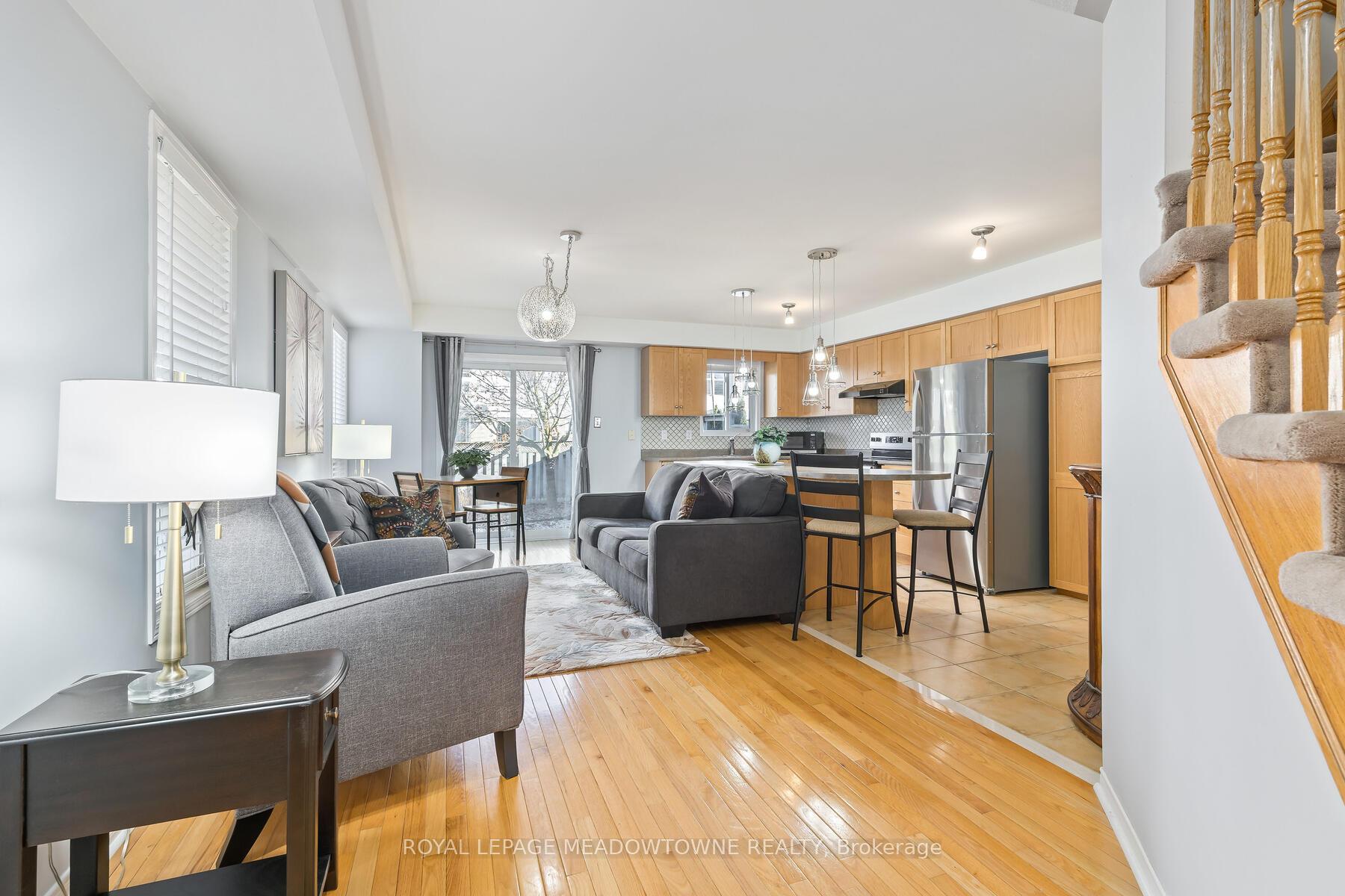 Photo 7 of 53 Bradley Drive, Halton Hills, Georgetown — HOMEH