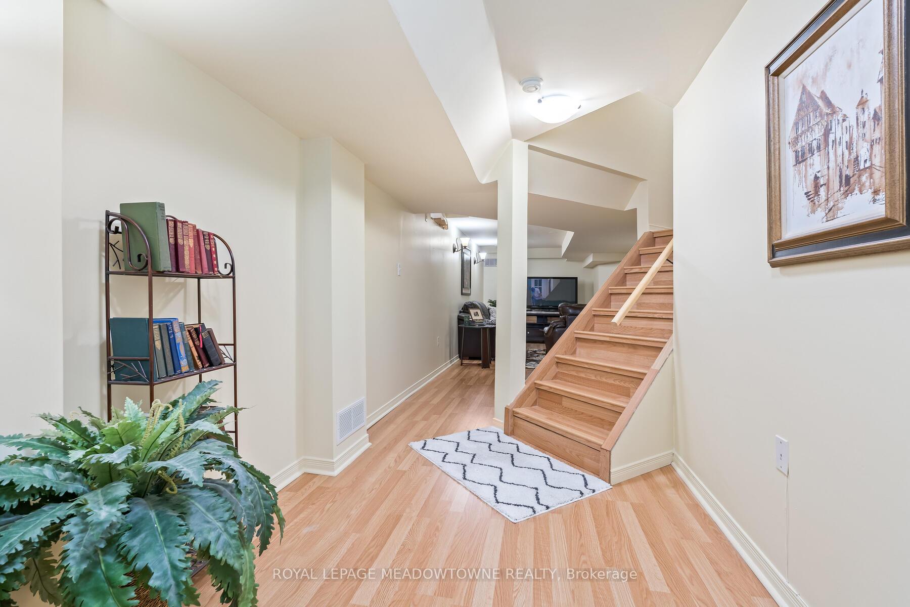 Photo 30 of 53 Bradley Drive, Halton Hills, Georgetown — HOMEH