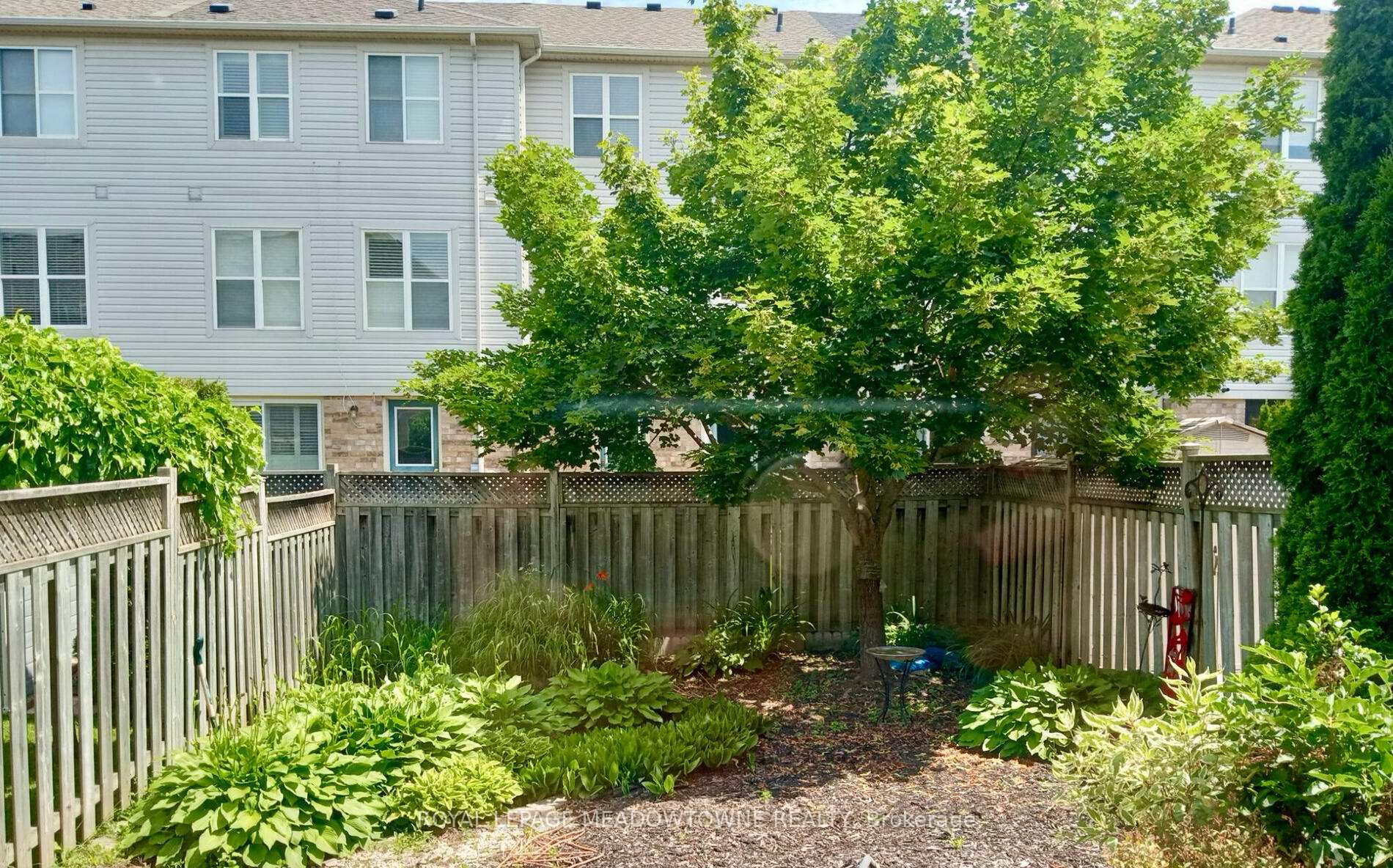 Photo 35 of 53 Bradley Drive, Halton Hills, Georgetown — HOMEH