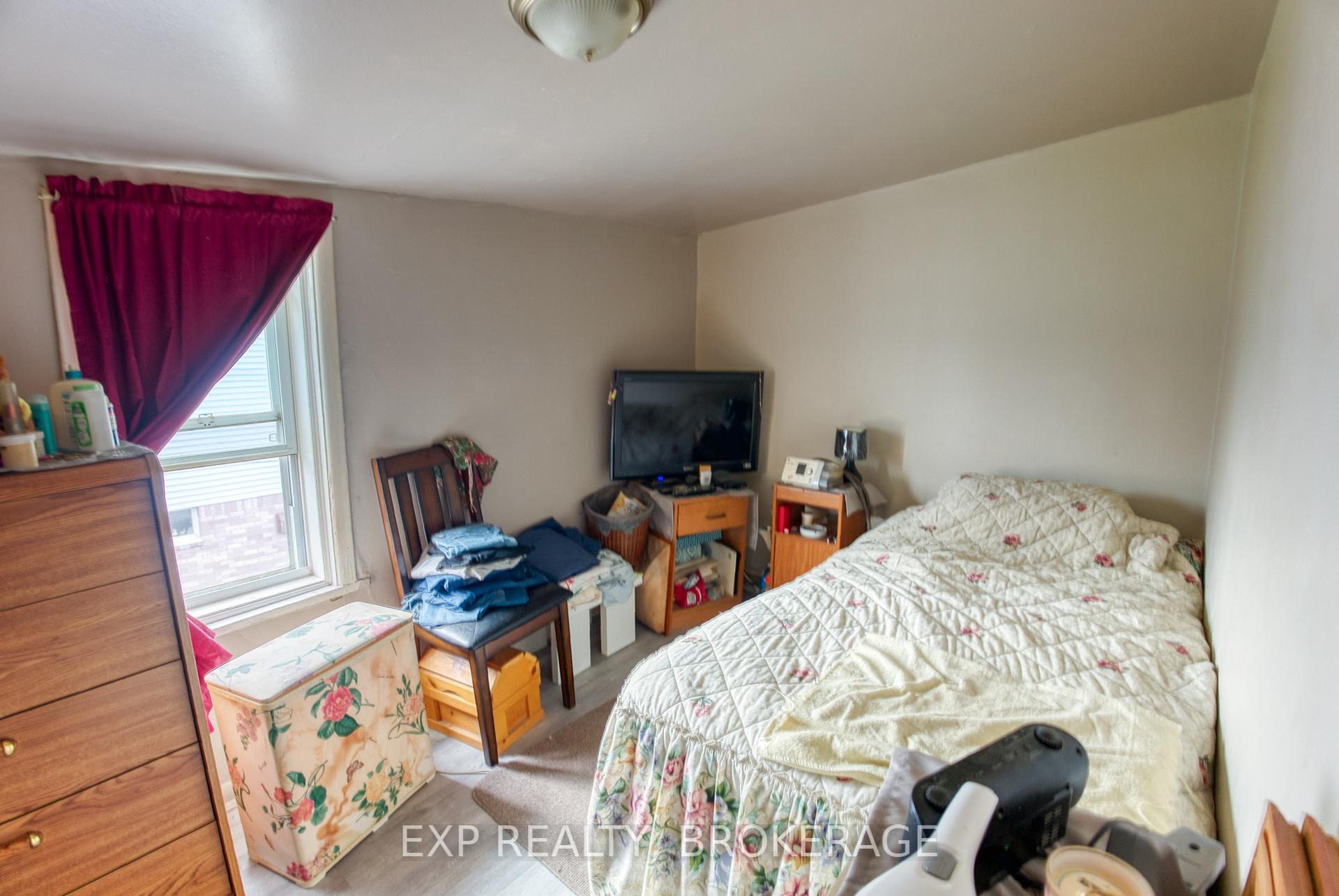 Photo 9 of 116ABC McCONNELL Avenue, Cornwall — HOMEH