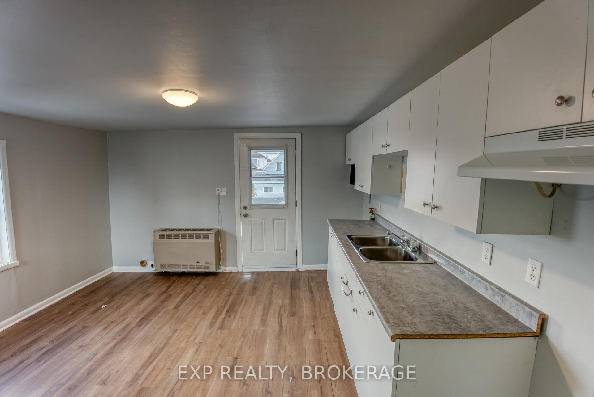 Photo 11 of 116ABC McCONNELL Avenue, Cornwall — HOMEH