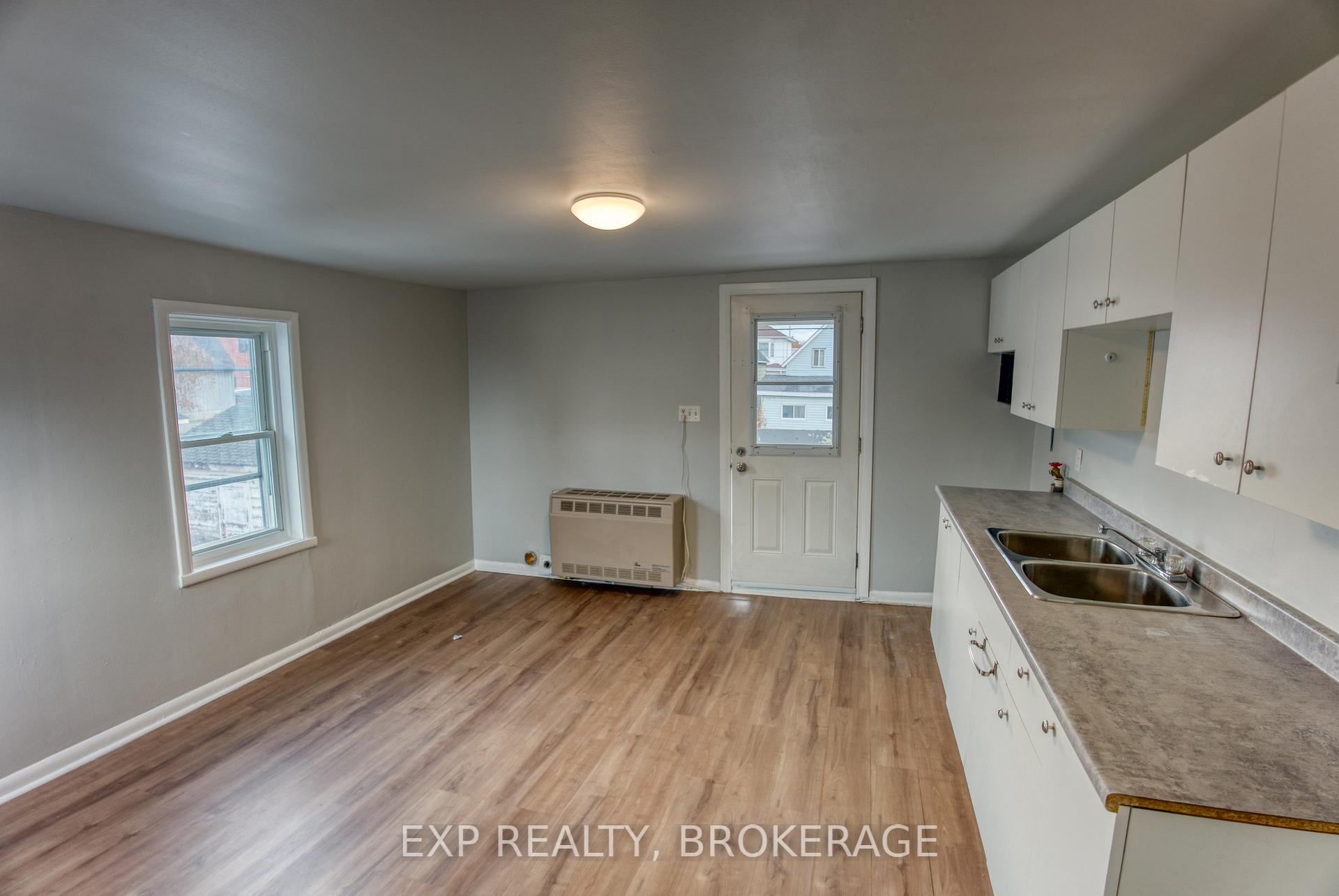 Photo 12 of 116ABC McCONNELL Avenue, Cornwall — HOMEH