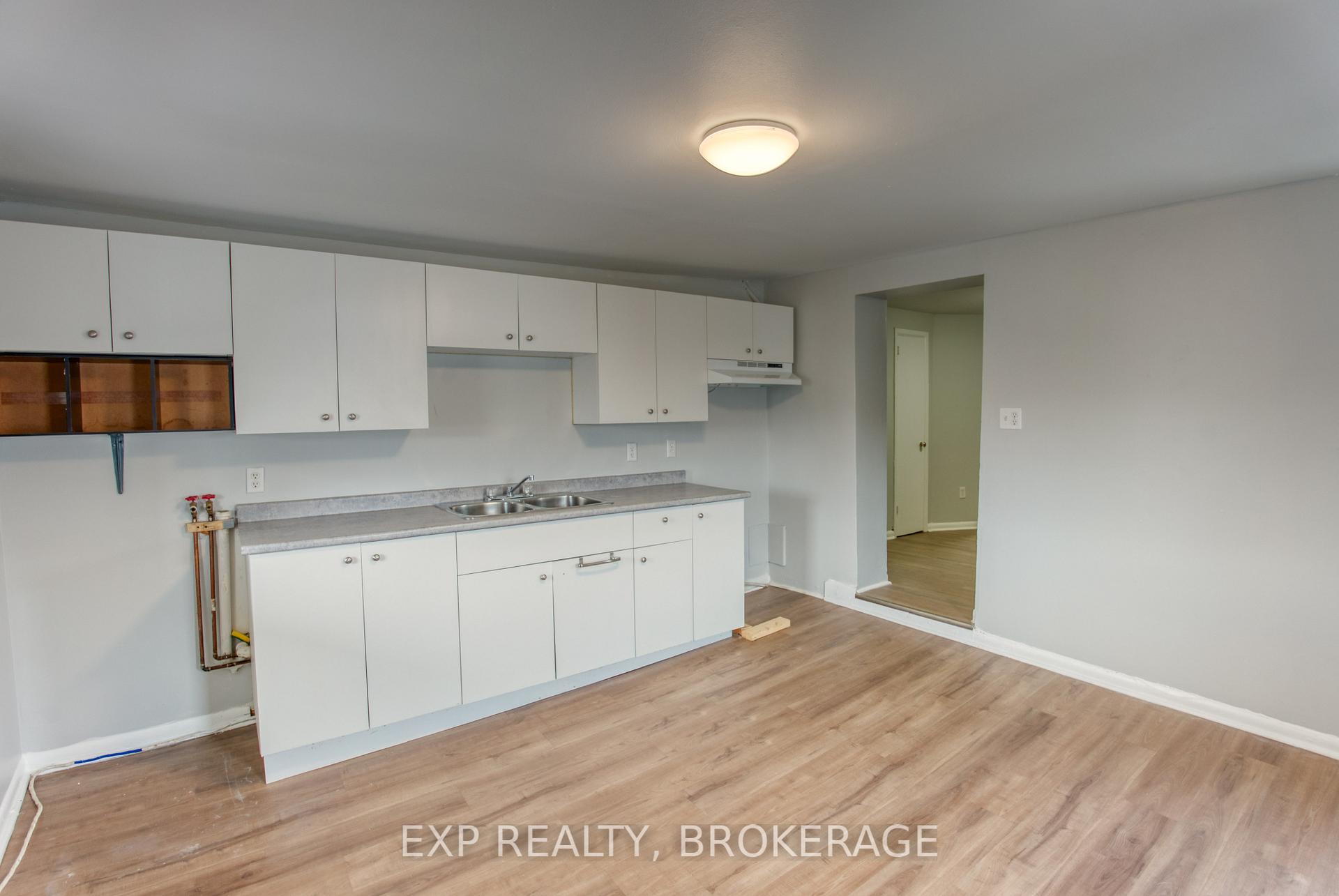 Photo 13 of 116ABC McCONNELL Avenue, Cornwall — HOMEH