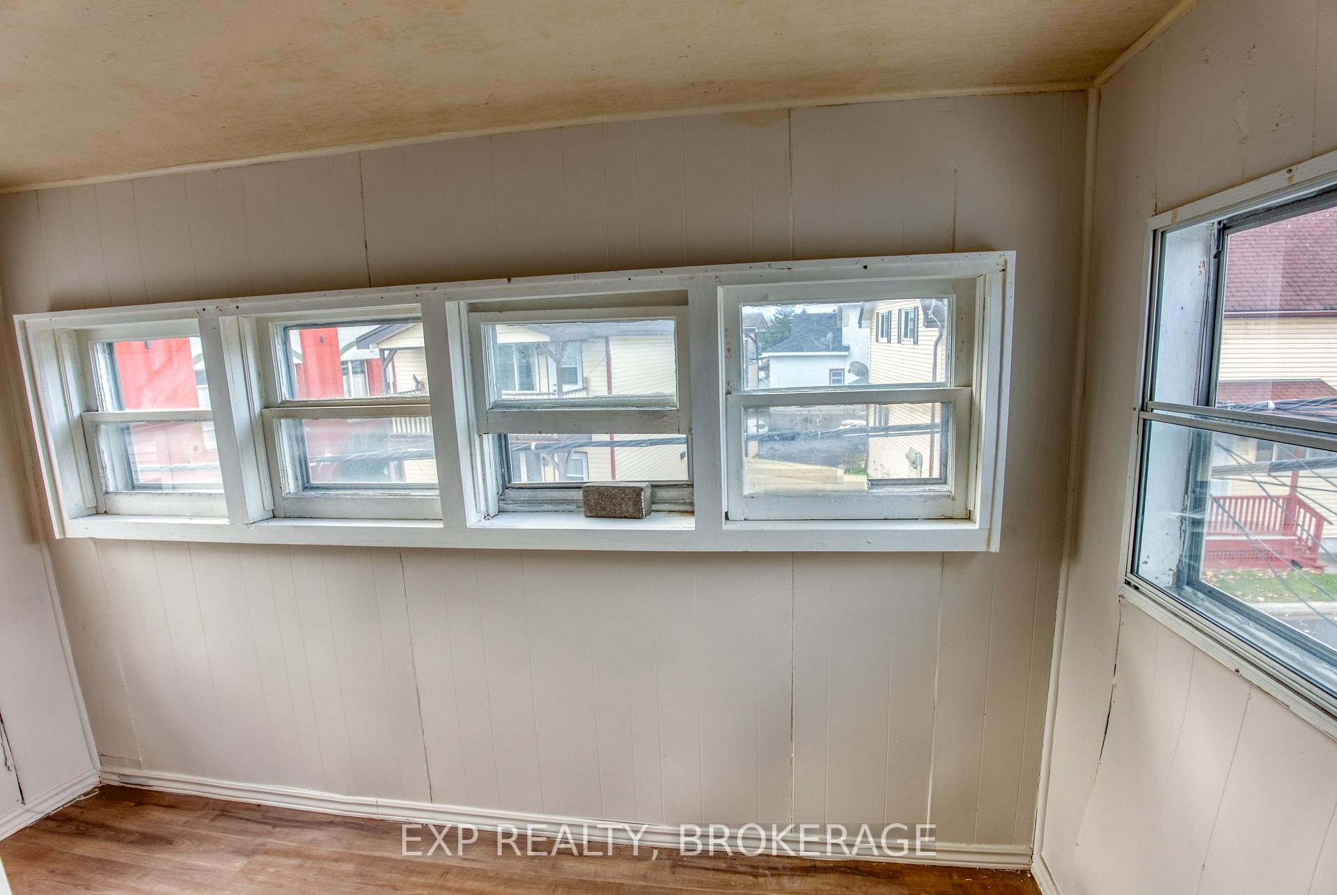 Photo 21 of 116ABC McCONNELL Avenue, Cornwall — HOMEH