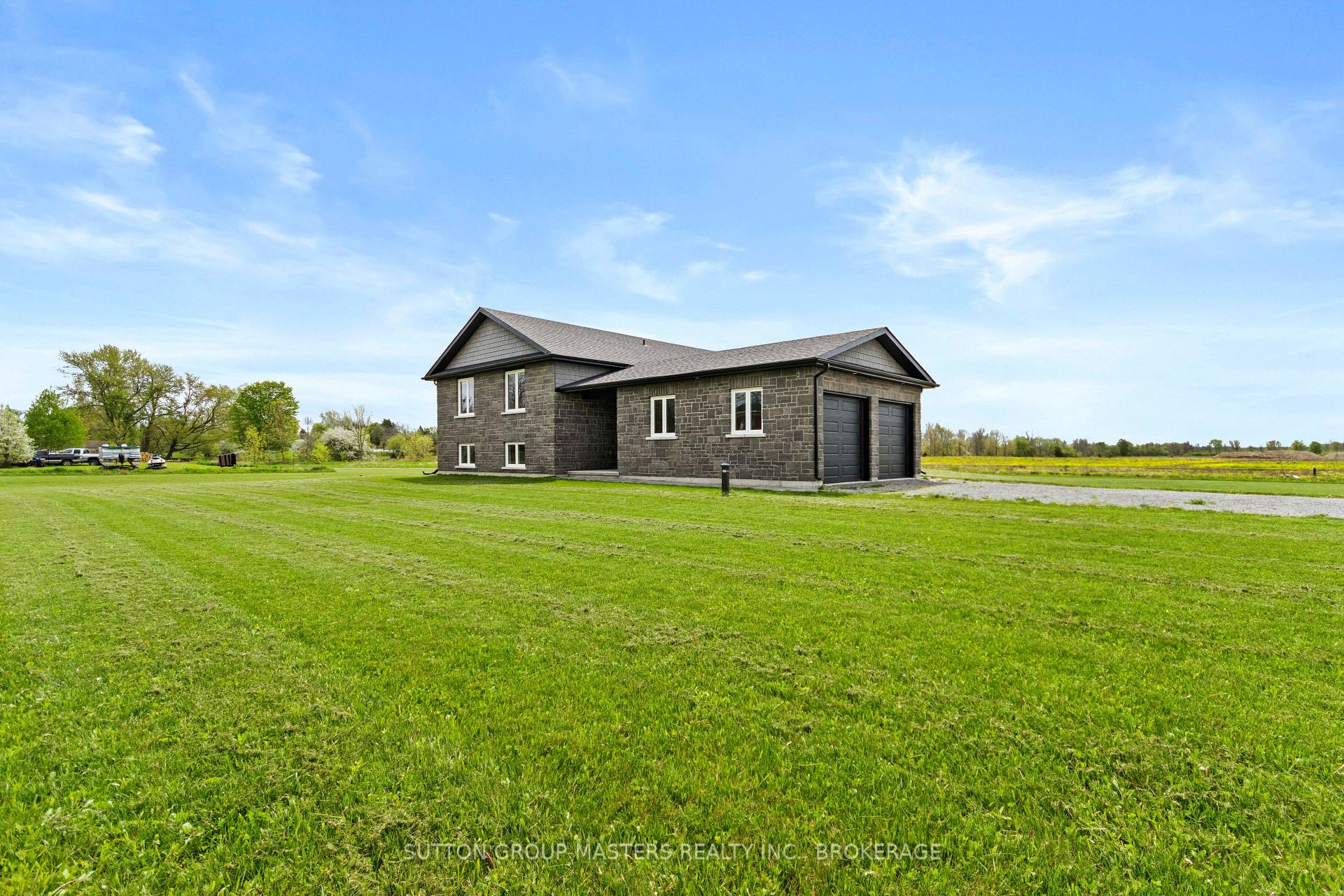Photo 8 of 101 Bittersweet Drive S, Frontenac, Frontenac South — HOMEH