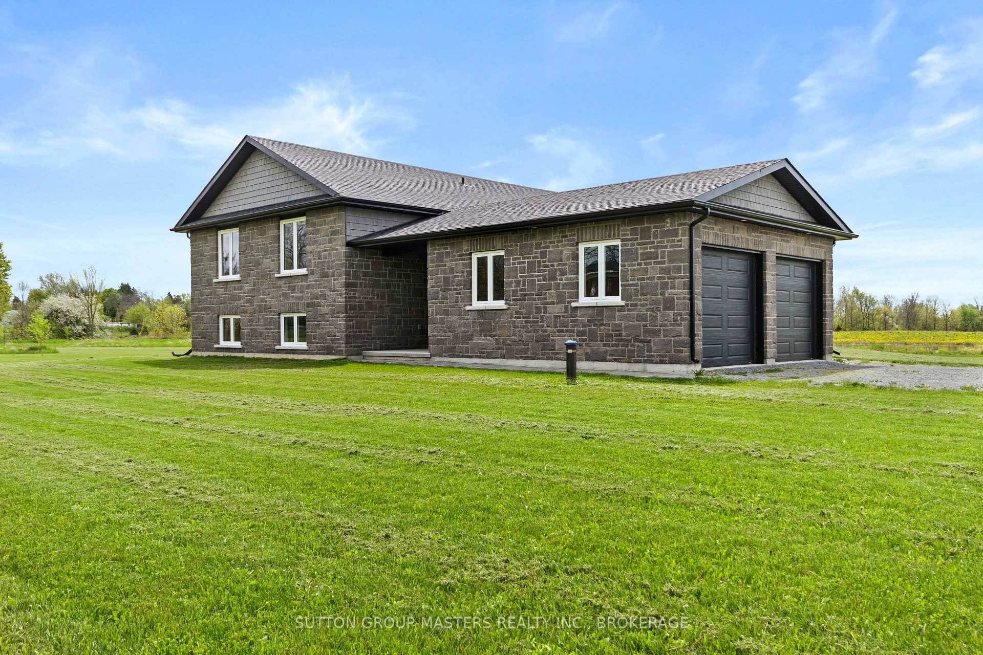 Photo 9 of 101 Bittersweet Drive S, Frontenac, Frontenac South — HOMEH
