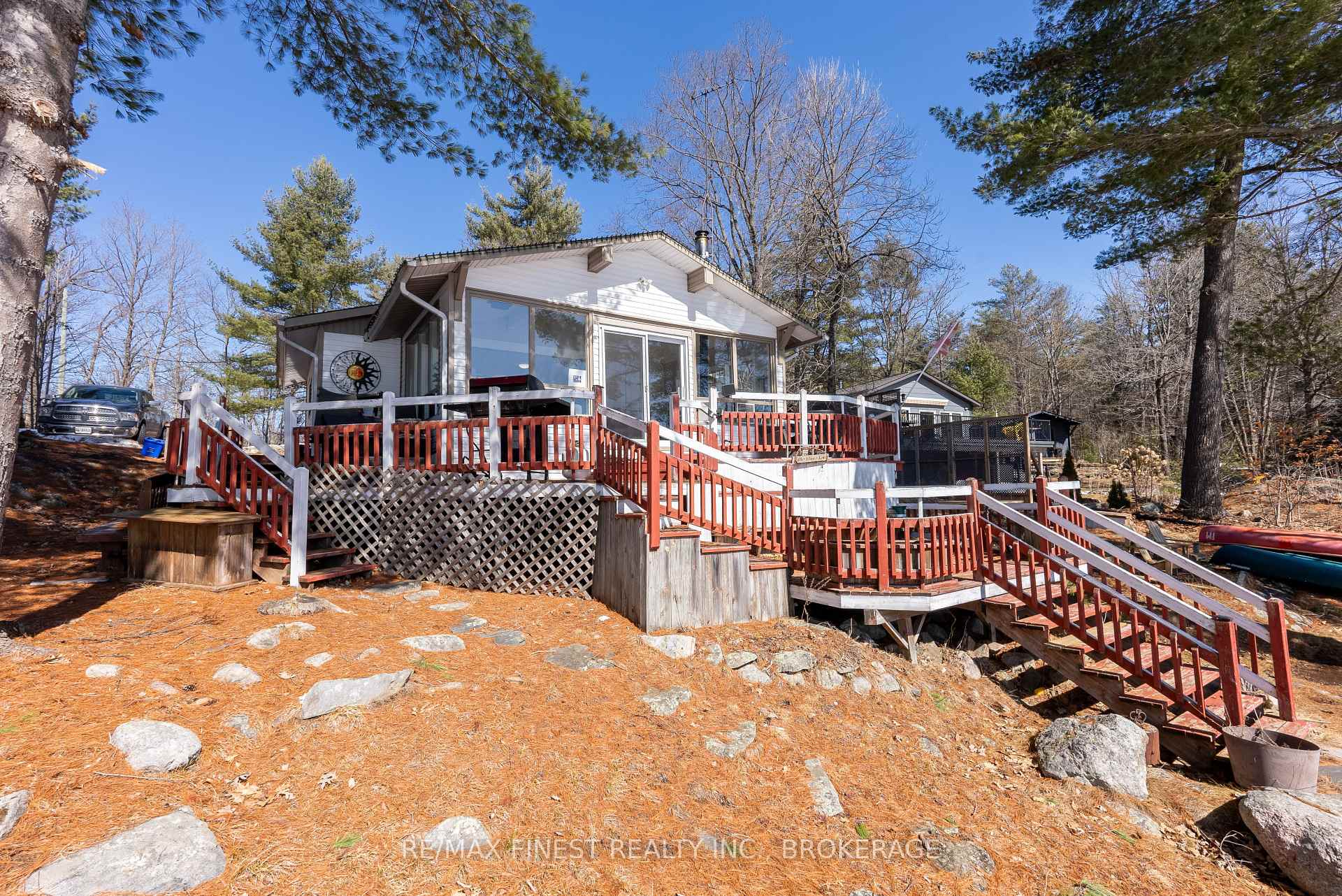 Photo 31 of 1052 Turner Way, Frontenac, Frontenac Centre — HOMEH