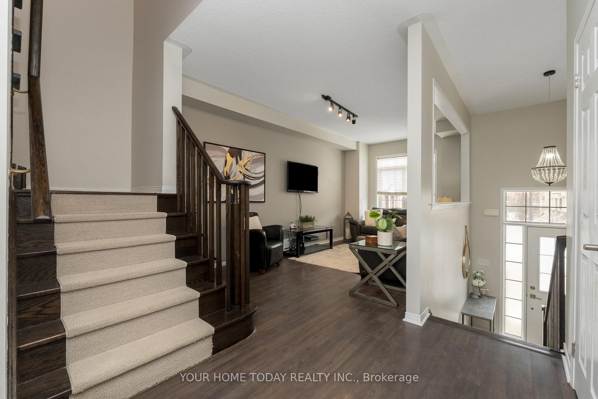 Photo 6 of 48 Jersey Lane, Halton Hills, Georgetown — HOMEH