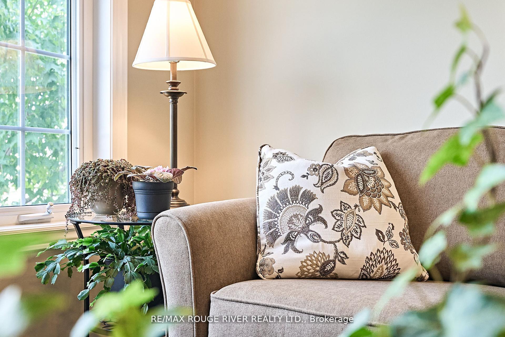 Photo 21 of 26 Lander Crescent, Clarington, Bowmanville — HOMEH