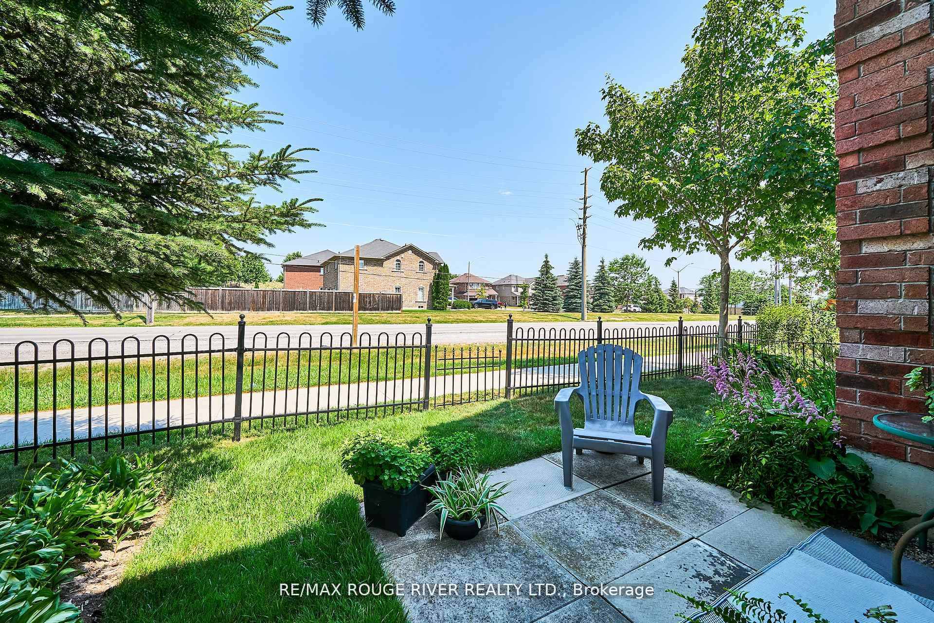 Photo 37 of 26 Lander Crescent, Clarington, Bowmanville — HOMEH