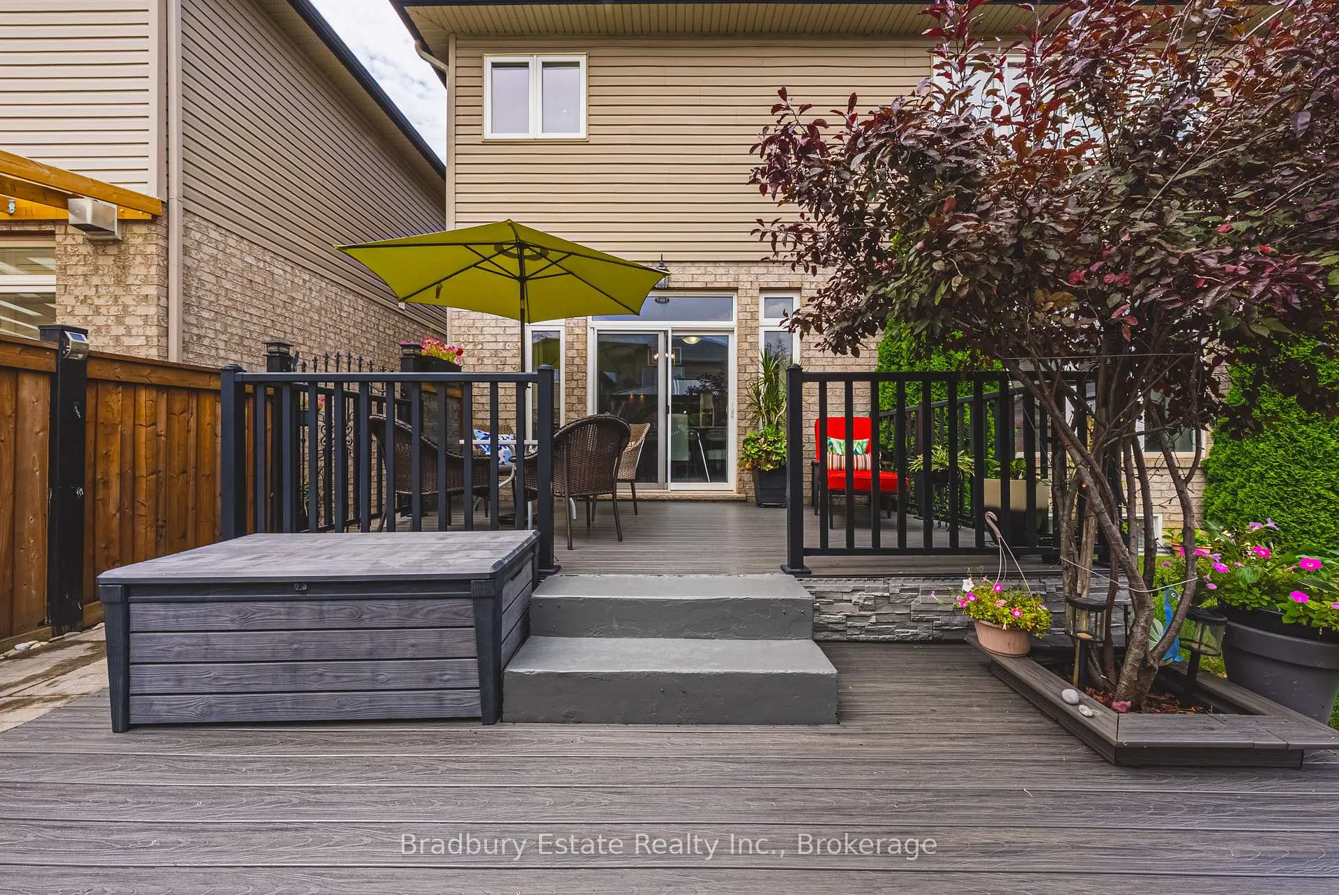 Photo 45 of 11 Weathering Heights, Hamilton, Stoney Creek Mountain — HOMEH