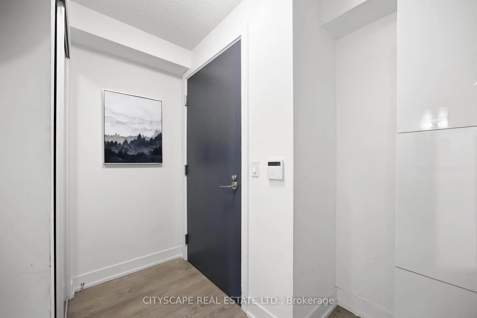 Photo 6 of Unit 2223, 9 Mabelle Avenue, Etobicoke, Islington-City Centre West — HOMEH