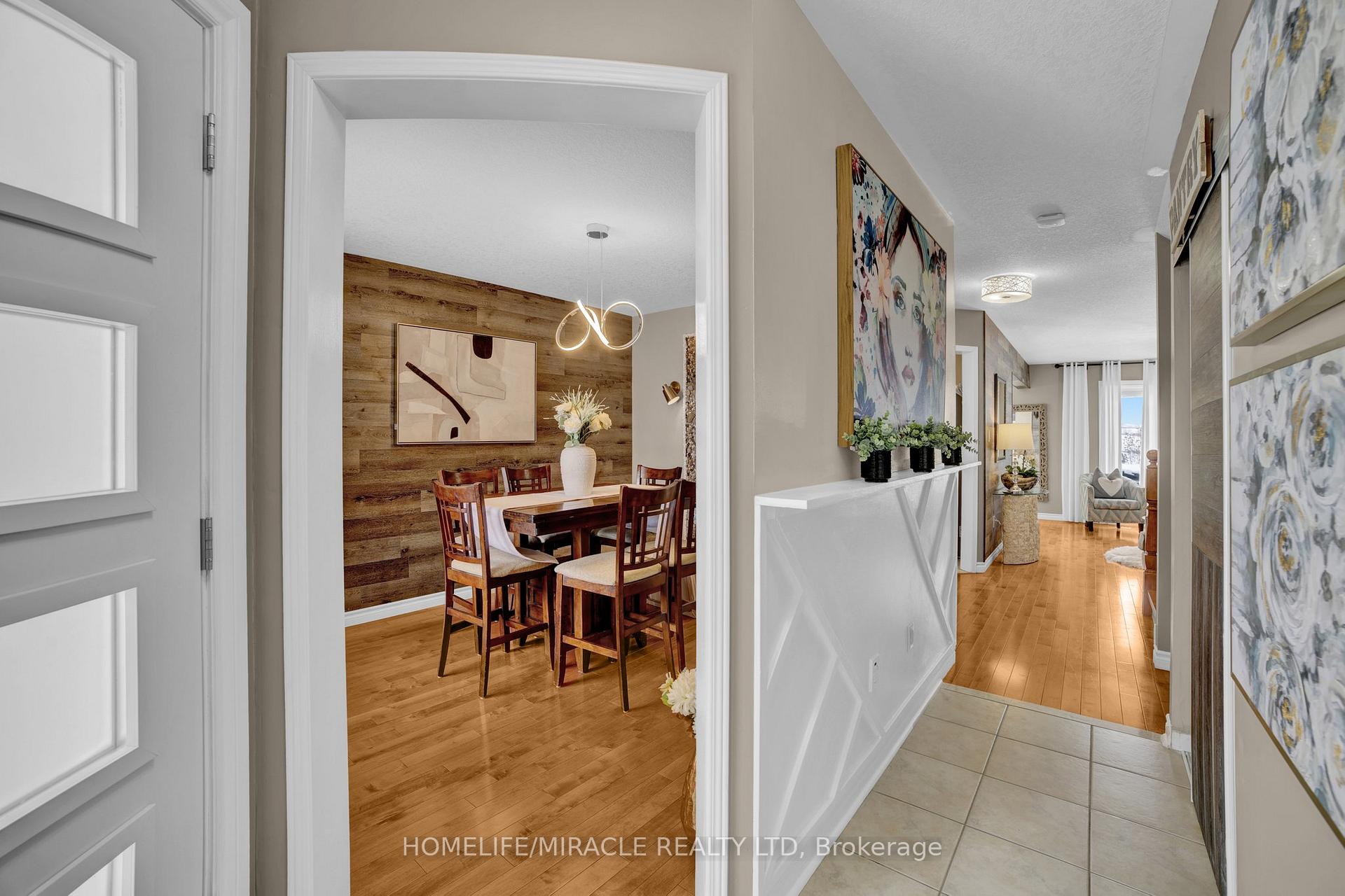 Photo 9 of 139 Langlaw Drive, Cambridge — HOMEH