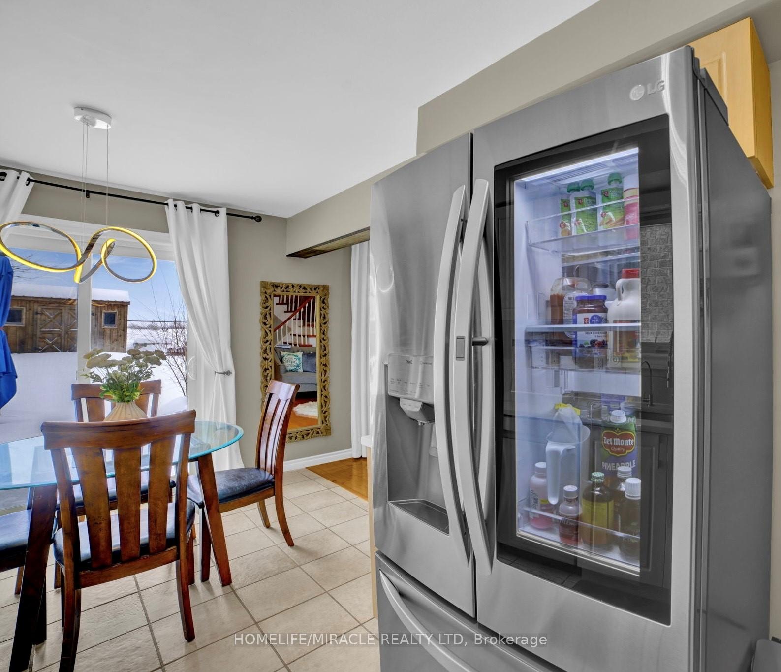 Photo 15 of 139 Langlaw Drive, Cambridge — HOMEH