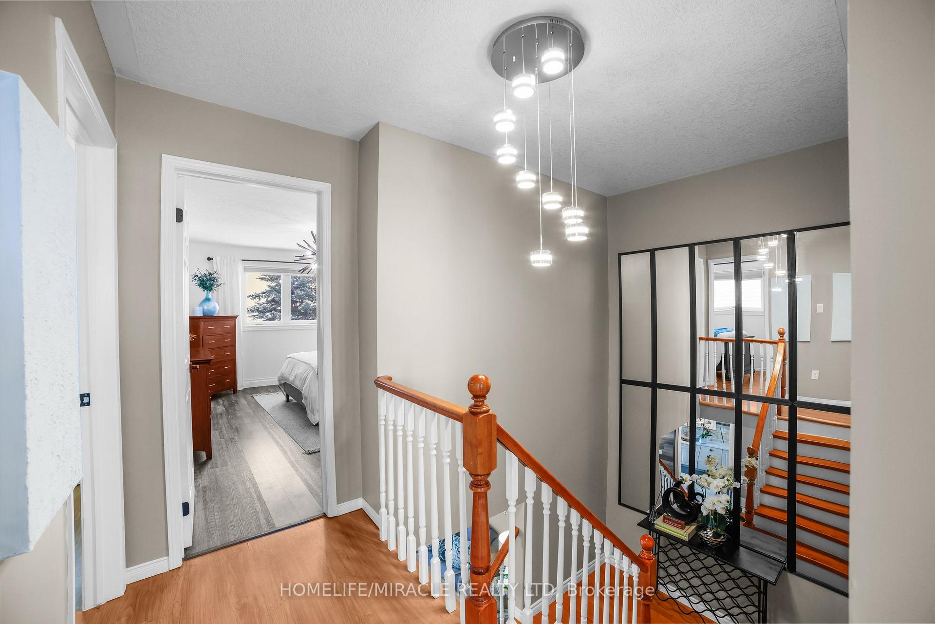 Photo 16 of 139 Langlaw Drive, Cambridge — HOMEH