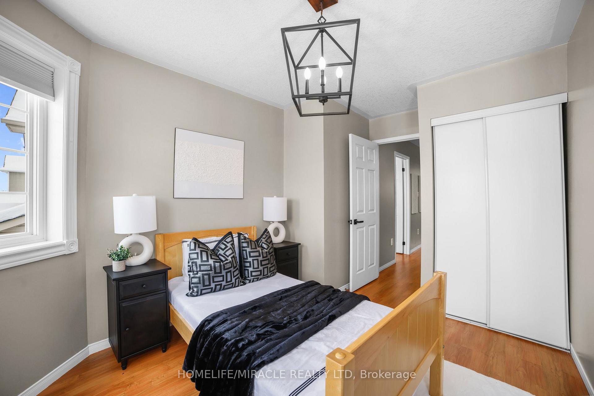 Photo 26 of 139 Langlaw Drive, Cambridge — HOMEH