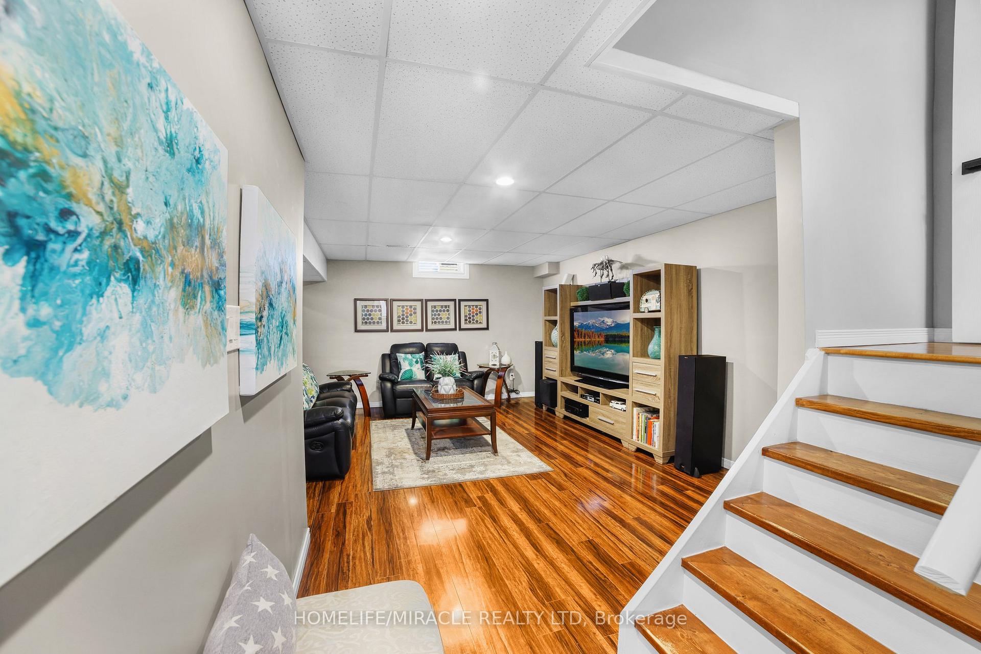 Photo 31 of 139 Langlaw Drive, Cambridge — HOMEH