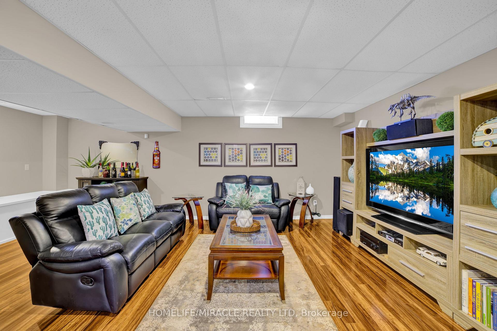 Photo 33 of 139 Langlaw Drive, Cambridge — HOMEH
