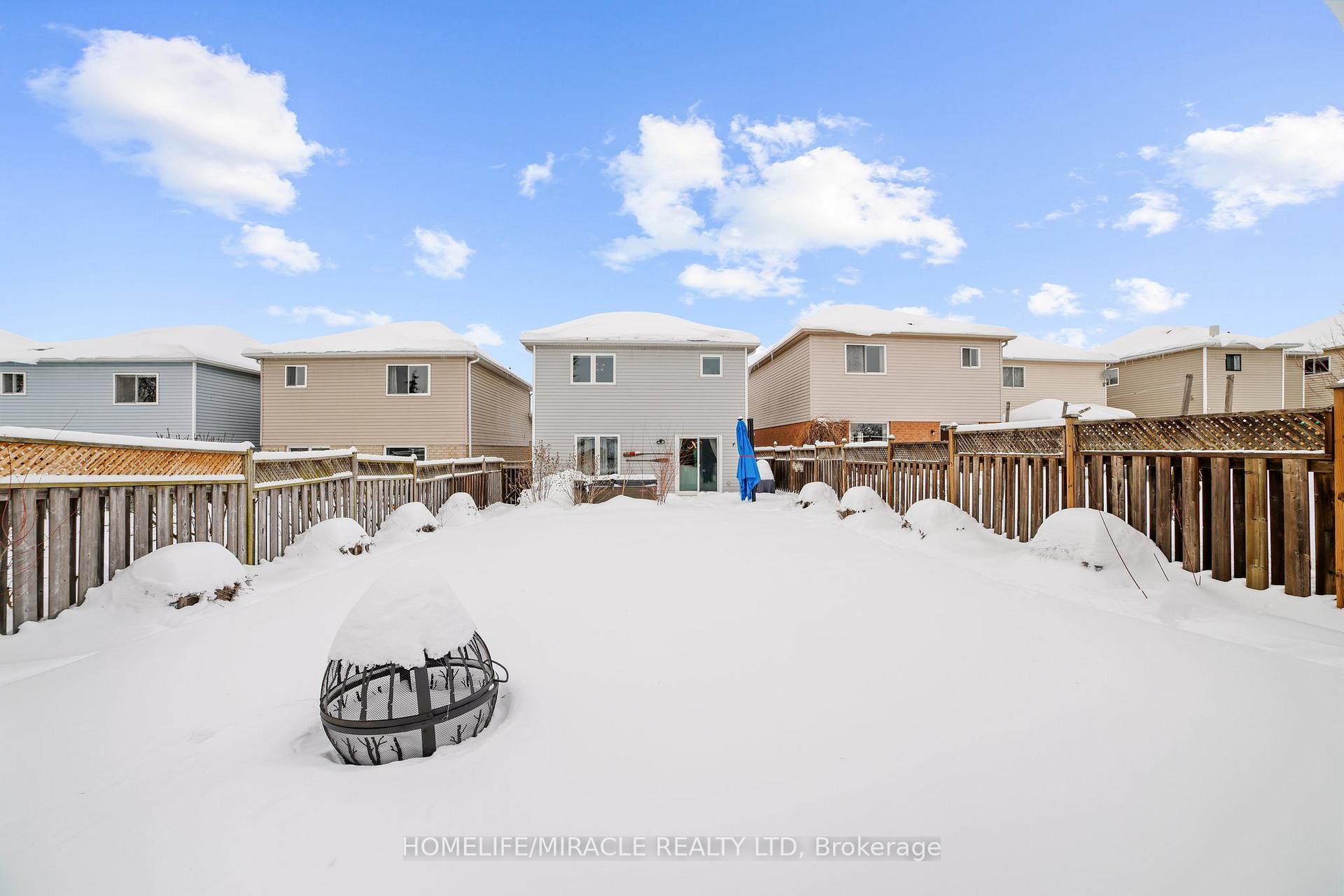 Photo 38 of 139 Langlaw Drive, Cambridge — HOMEH