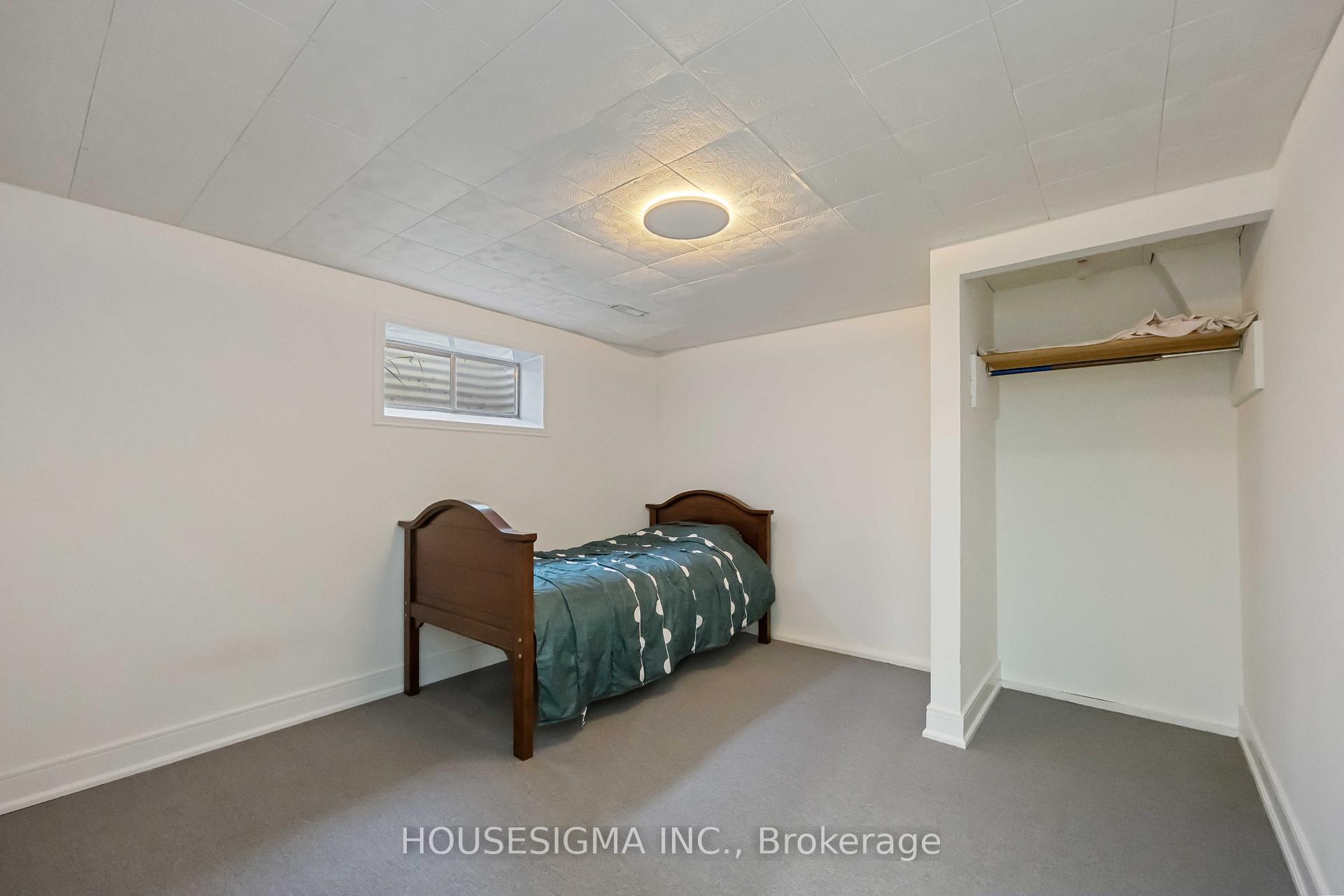 Photo 15 of 141 Orchard Heights Boulevard, Aurora, Aurora Heights — HOMEH