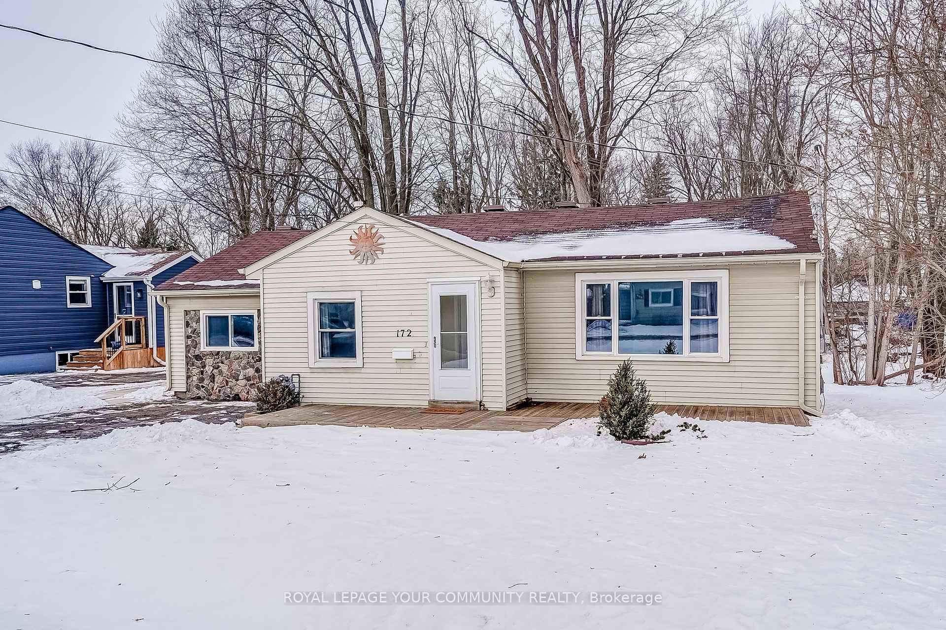 Photo 3 of 172 Pleasant Boulevard, Georgina, Keswick South — HOMEH