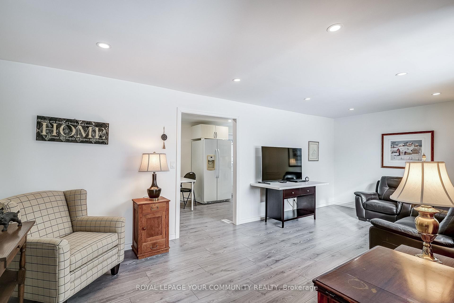 Photo 5 of 172 Pleasant Boulevard, Georgina, Keswick South — HOMEH