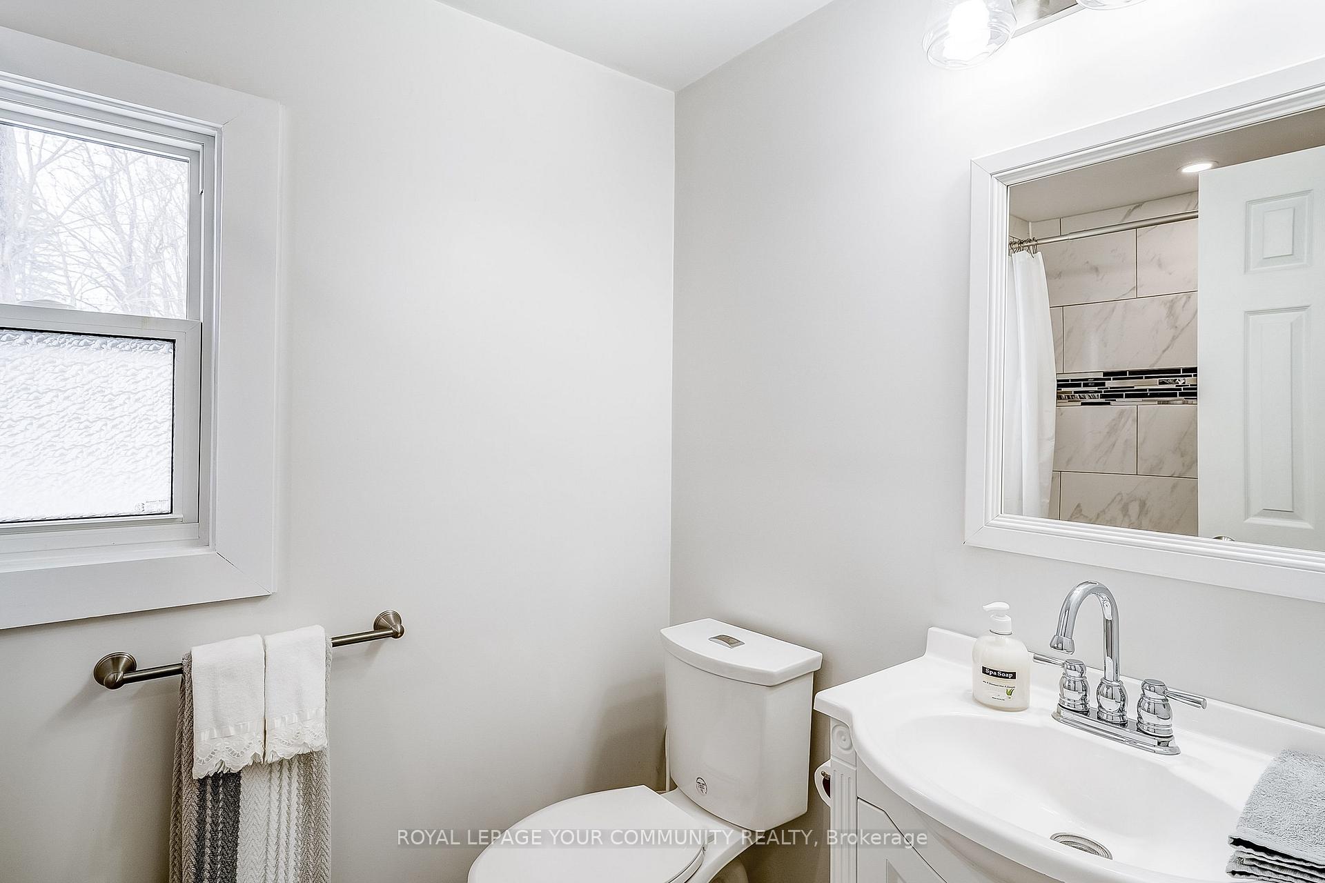Photo 15 of 172 Pleasant Boulevard, Georgina, Keswick South — HOMEH