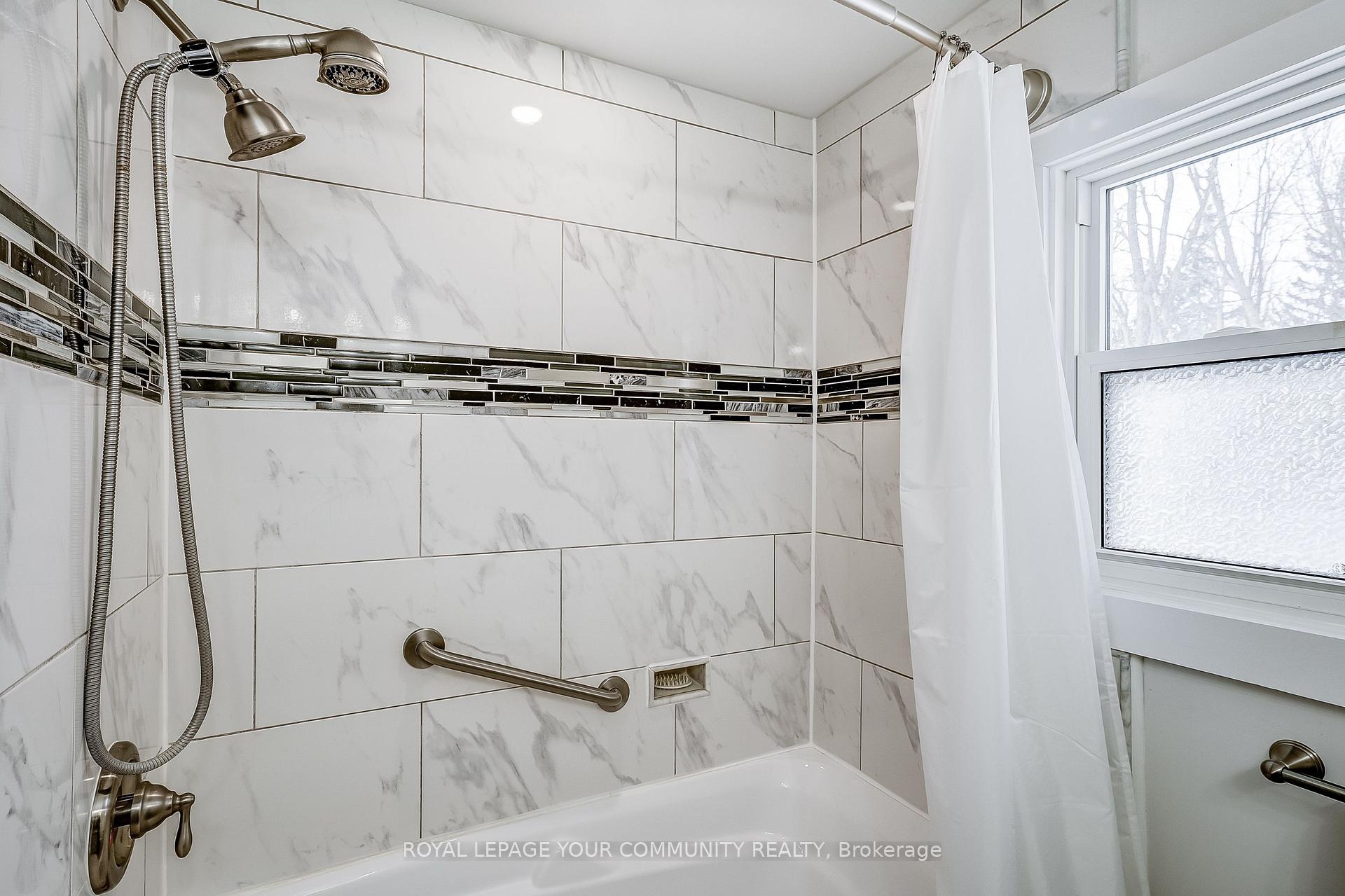 Photo 16 of 172 Pleasant Boulevard, Georgina, Keswick South — HOMEH