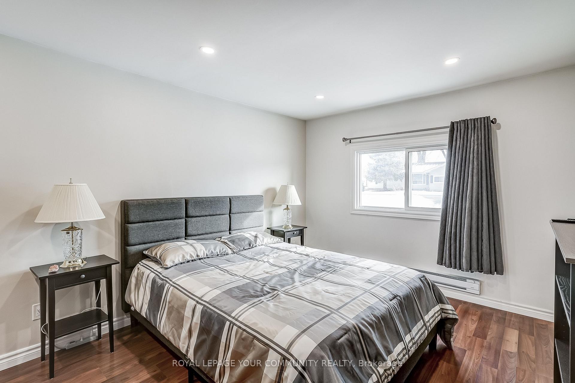 Photo 24 of 172 Pleasant Boulevard, Georgina, Keswick South — HOMEH