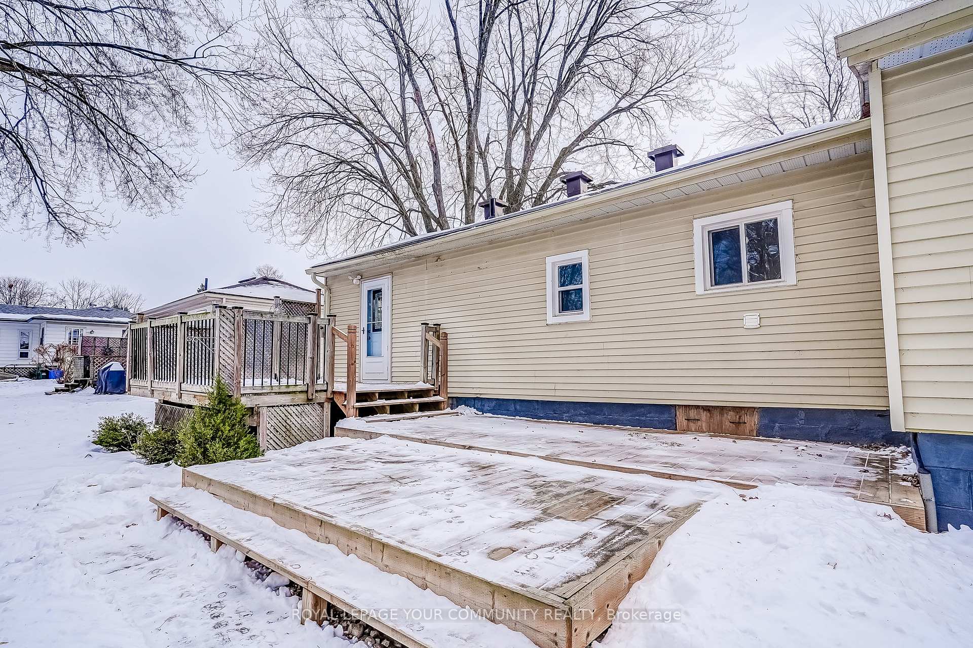 Photo 33 of 172 Pleasant Boulevard, Georgina, Keswick South — HOMEH