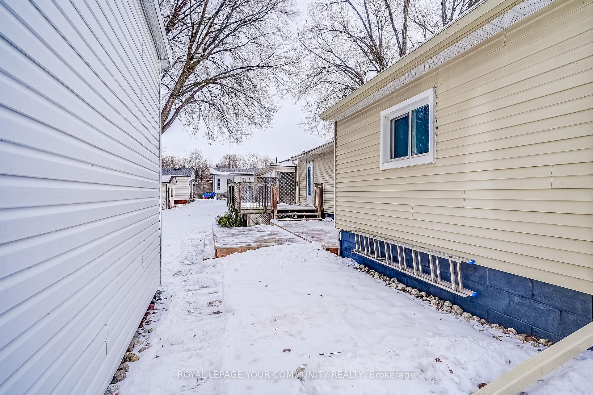 Photo 34 of 172 Pleasant Boulevard, Georgina, Keswick South — HOMEH