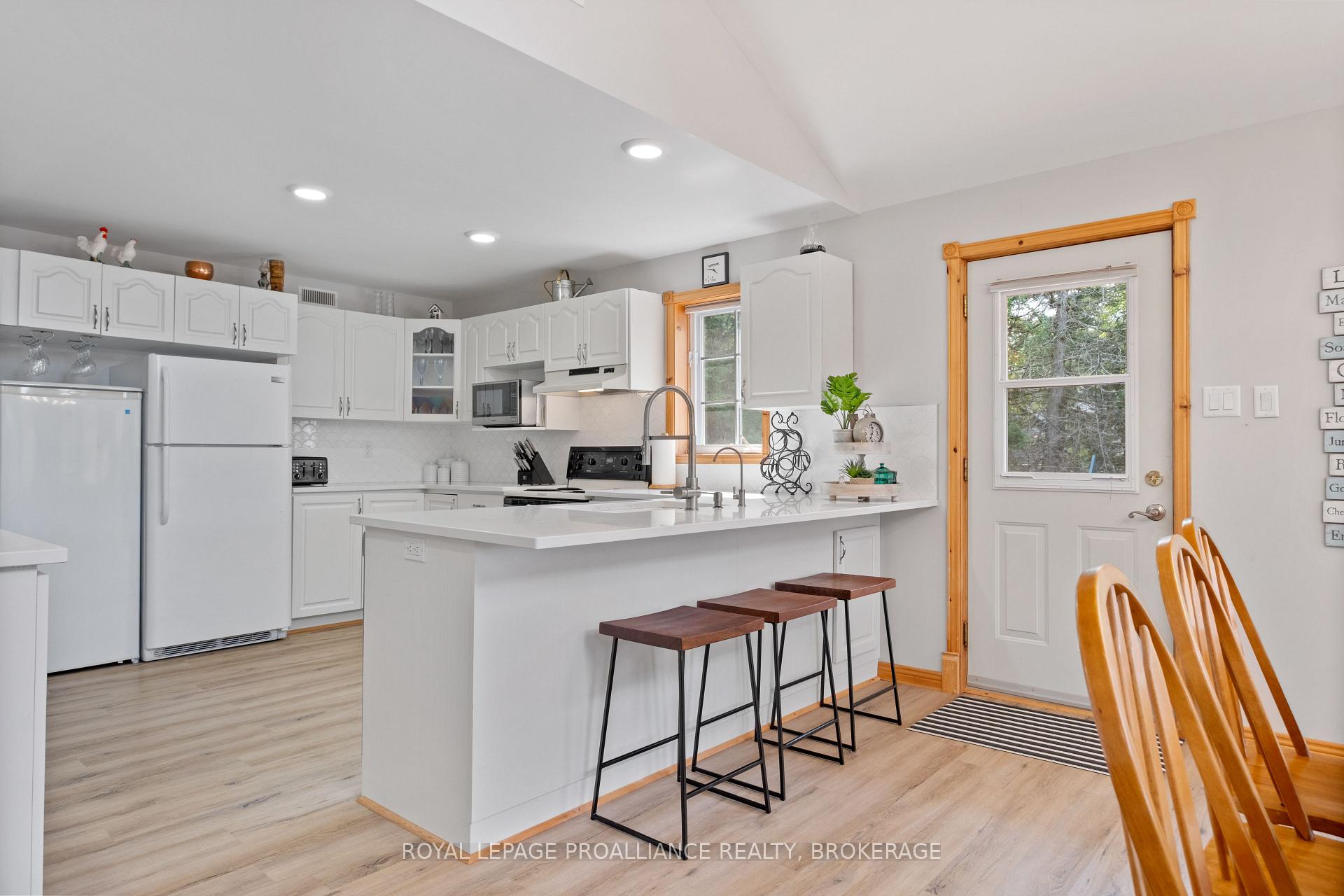Photo 37 of 1238 Big Gull Lane, Frontenac, Frontenac Centre — HOMEH