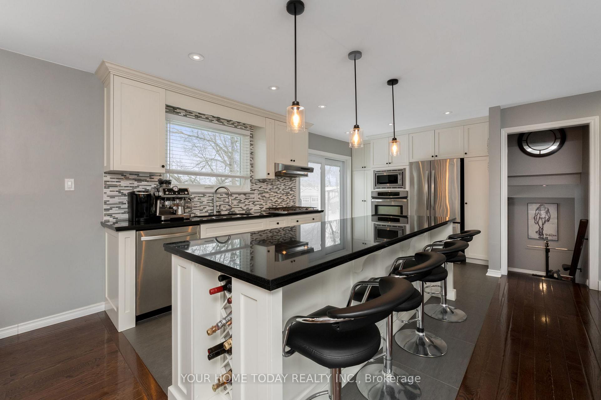 Photo 10 of 68 Marilyn Crescent, Halton Hills, Georgetown — HOMEH