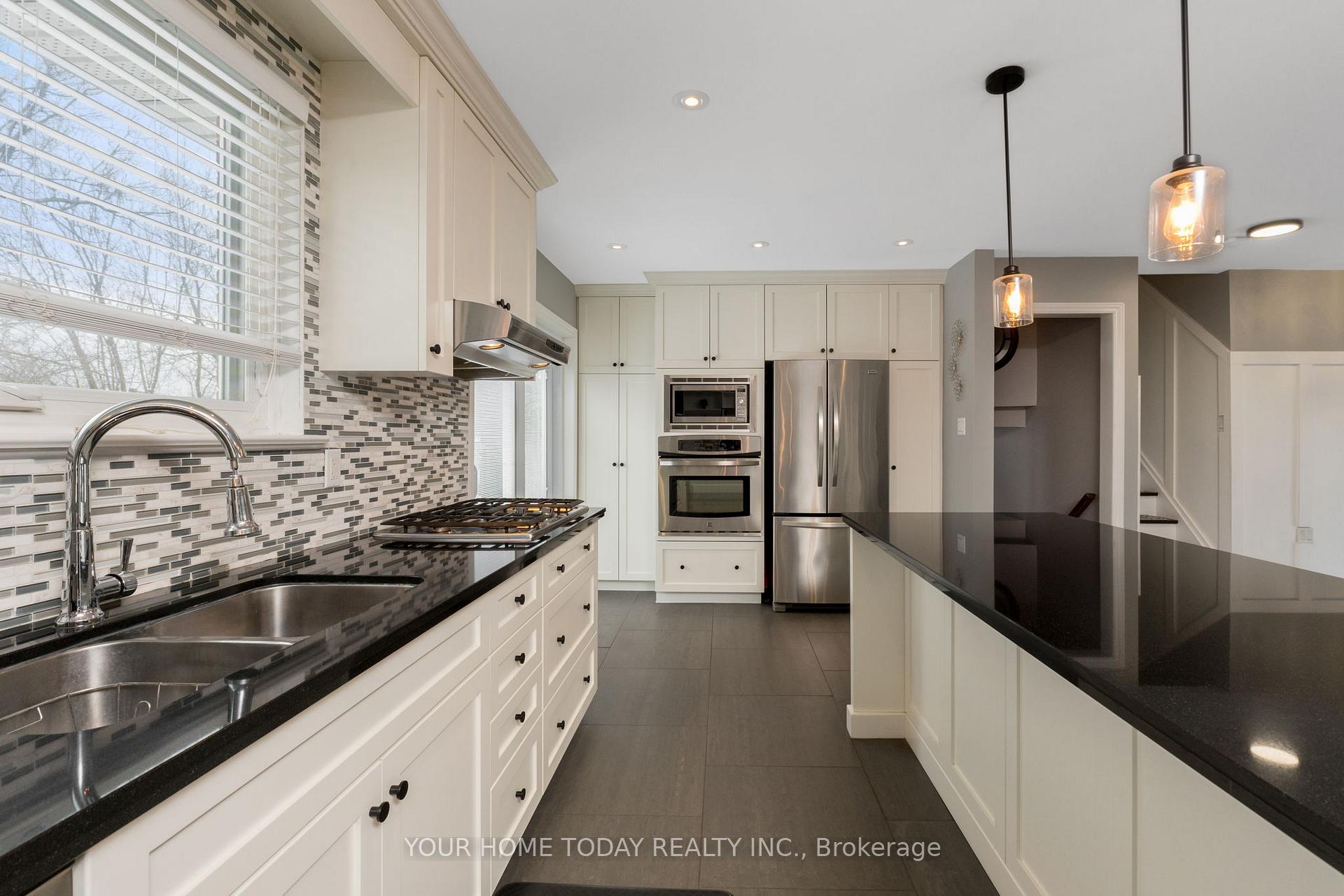 Photo 11 of 68 Marilyn Crescent, Halton Hills, Georgetown — HOMEH