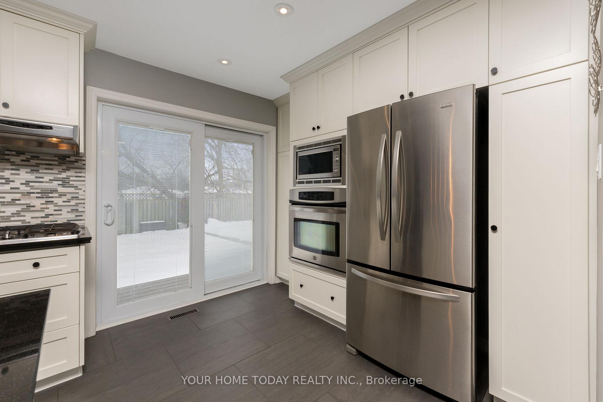 Photo 13 of 68 Marilyn Crescent, Halton Hills, Georgetown — HOMEH